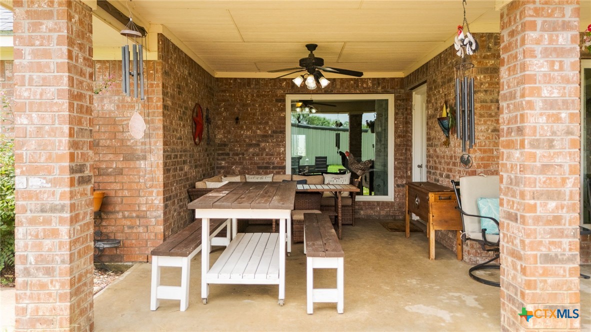 Gatesville, Texas, 76528, United States, 4 Bedrooms Bedrooms, ,2 BathroomsBathrooms,Residential,For Sale,1889930