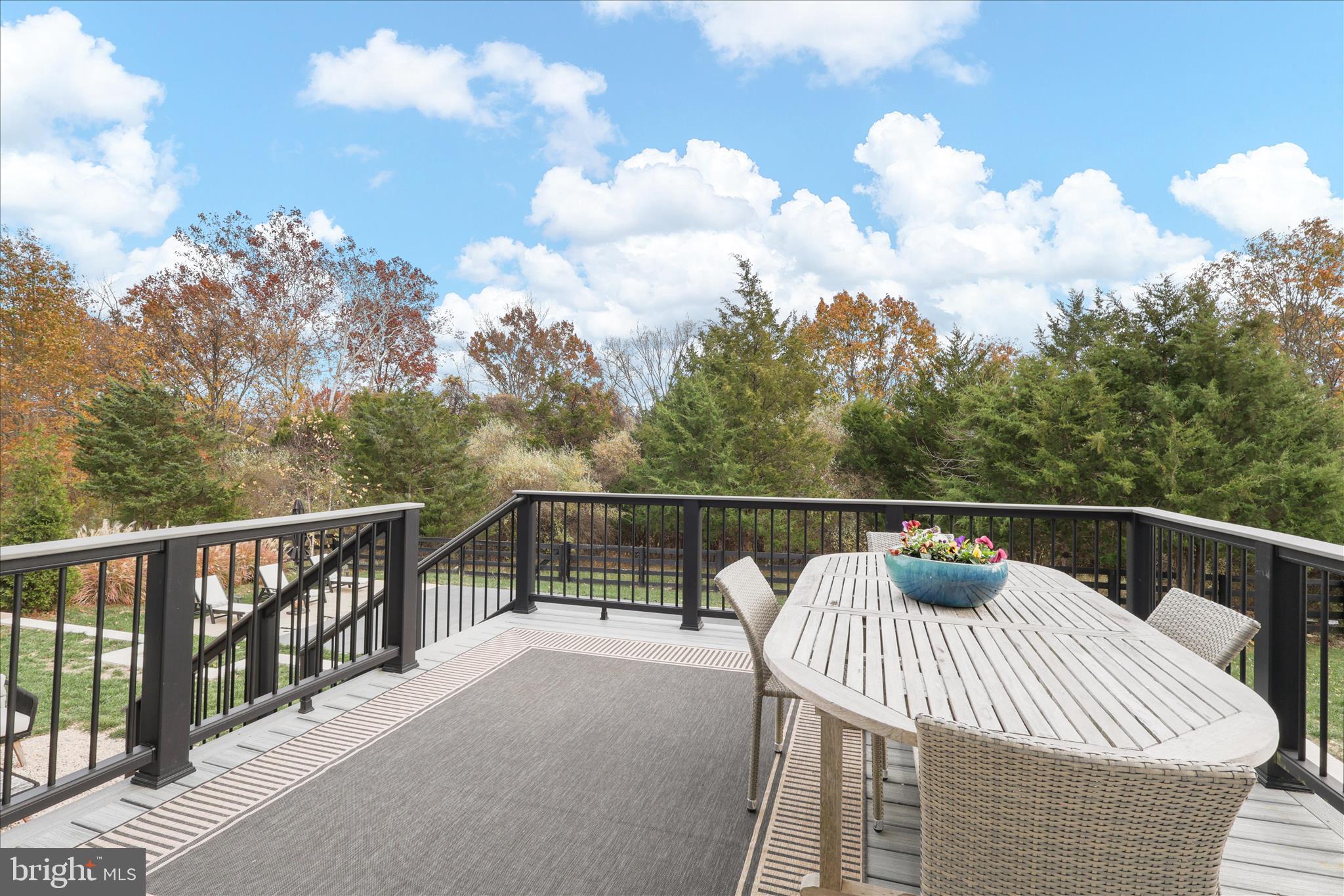 Aldie, Virginia, 20105, United States, 5 Bedrooms Bedrooms, ,5 BathroomsBathrooms,Residential,For Sale,1987386