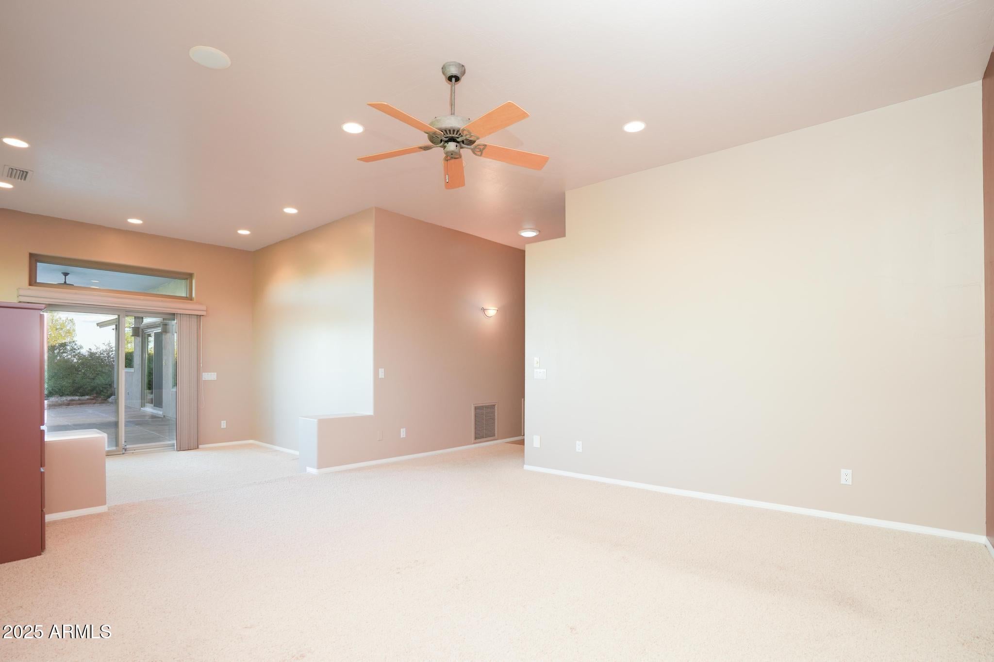 Cottonwood, Arizona, 86326, United States, 3 Bedrooms Bedrooms, ,3 BathroomsBathrooms,Residential,For Sale,1992035