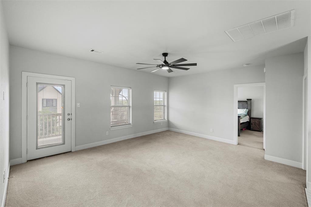 Arlington, Texas, 76005, United States, 4 Bedrooms Bedrooms, ,4 BathroomsBathrooms,Residential,For Sale,1890856