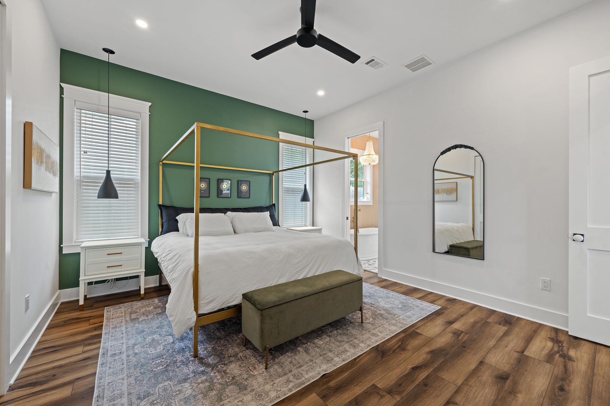  Custom East Hill Retreat - 物件實景