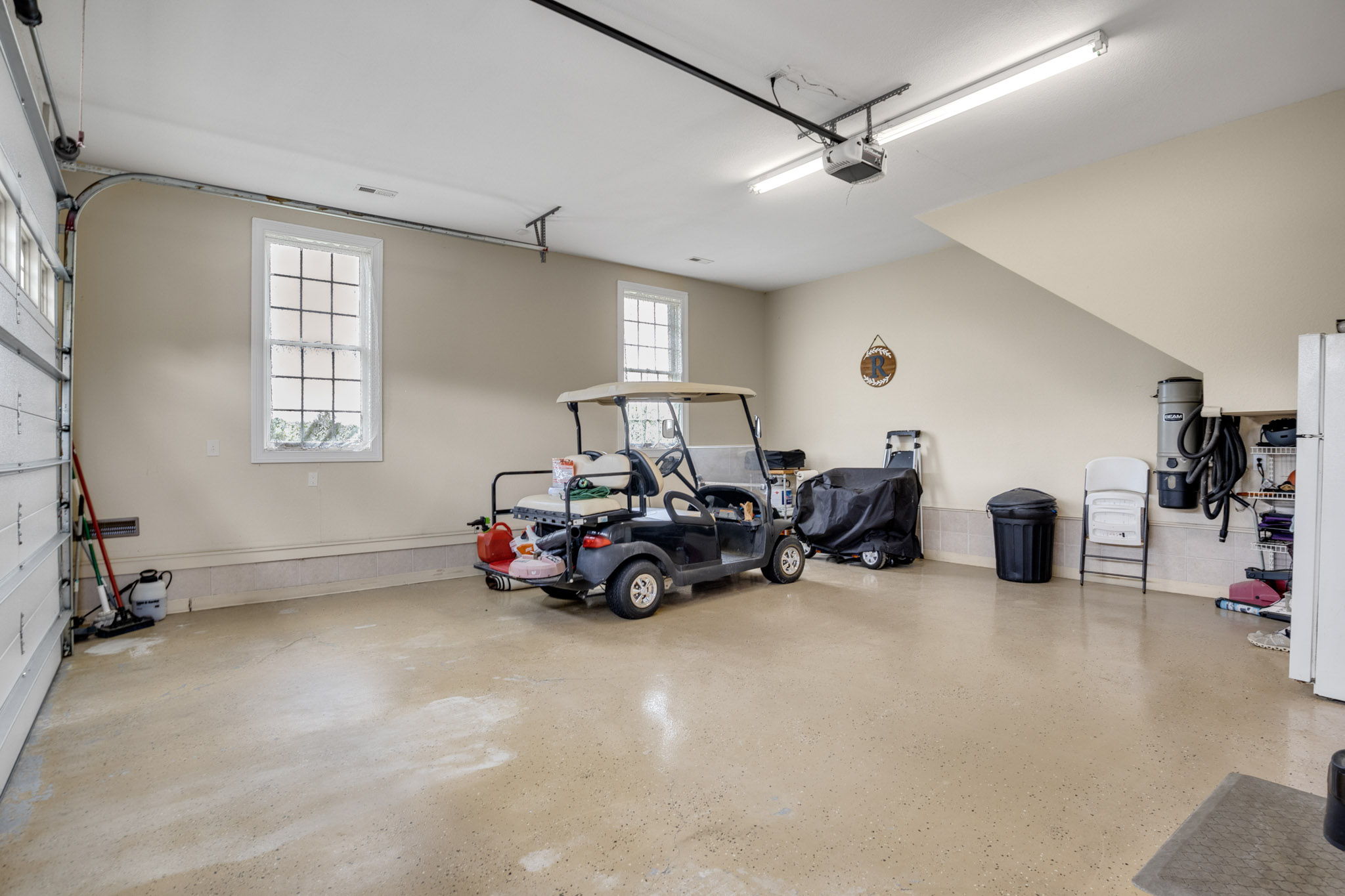 Sevierville, Tennessee, 37876, United States, 3 Bedrooms Bedrooms, ,3 BathroomsBathrooms,Residential,For Sale,1979818