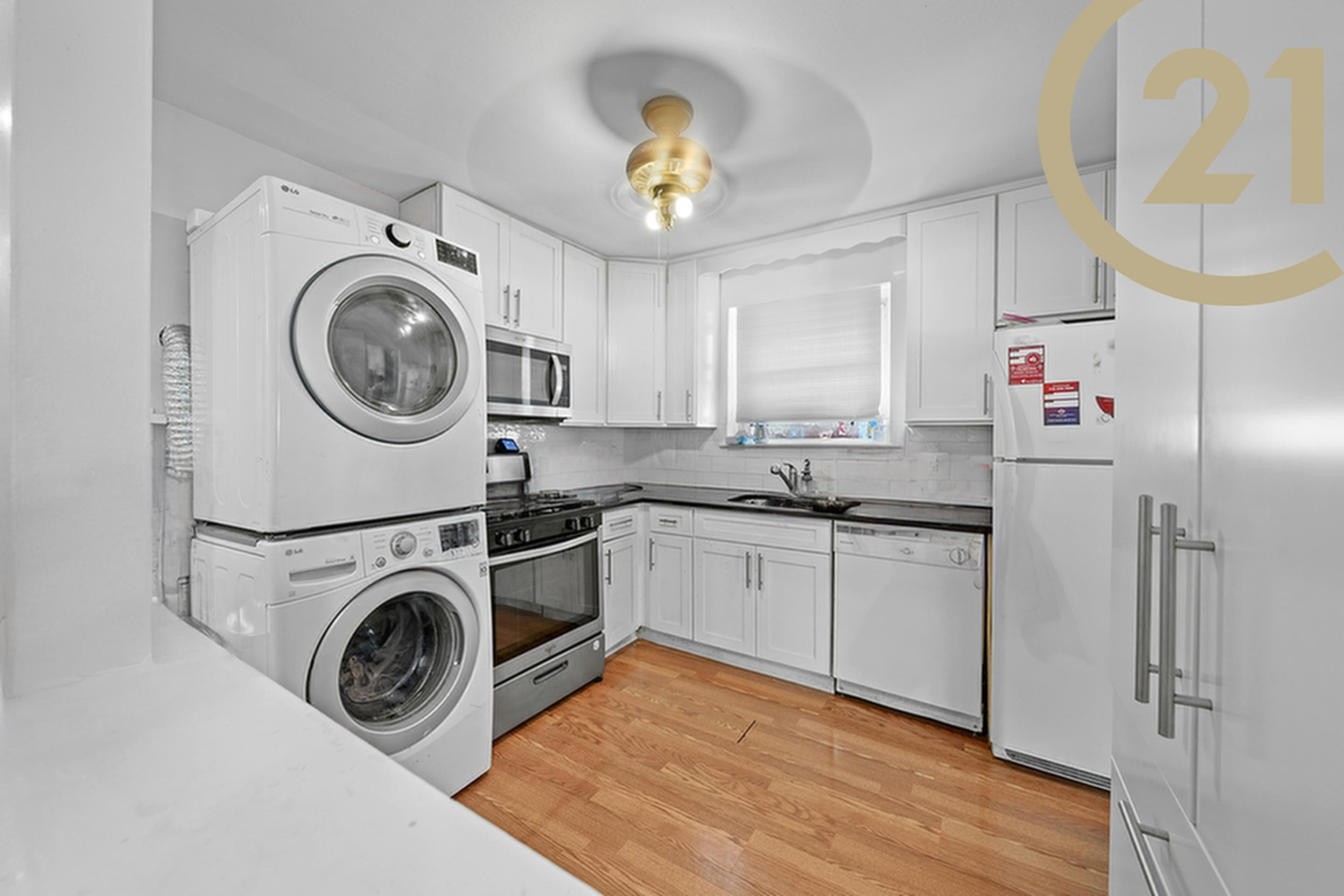 Brooklyn, New York, 11230, United States, 8 Bedrooms Bedrooms, ,6 BathroomsBathrooms,Residential,For Sale,1982409