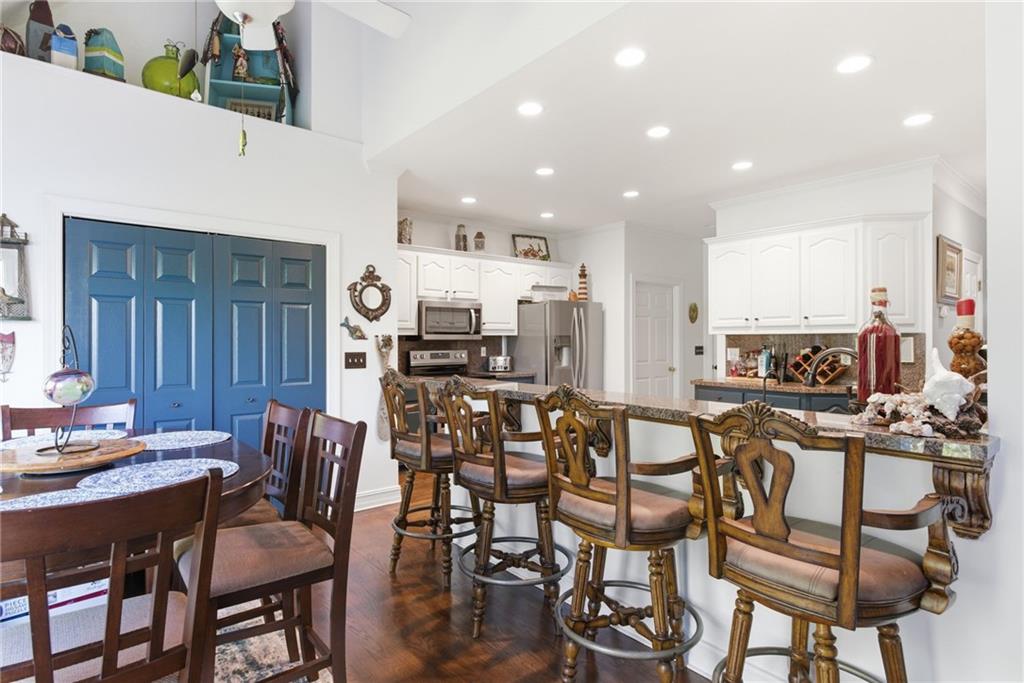 Gainesville, Georgia, 30504, United States, 3 Bedrooms Bedrooms, ,4 BathroomsBathrooms,Residential,For Sale,2037853