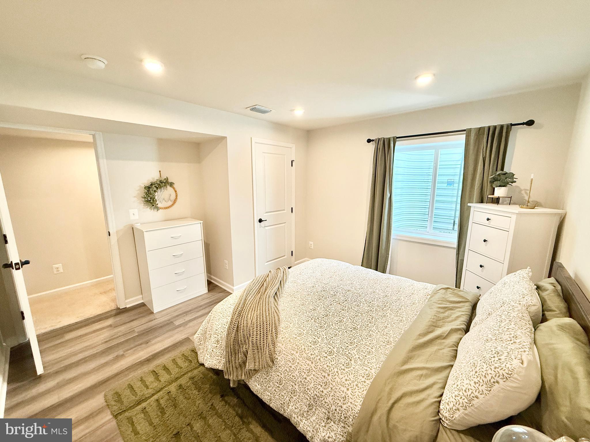 Stafford, Virginia, 22554, United States, 5 Bedrooms Bedrooms, ,4 BathroomsBathrooms,Residential,For Sale,2009953