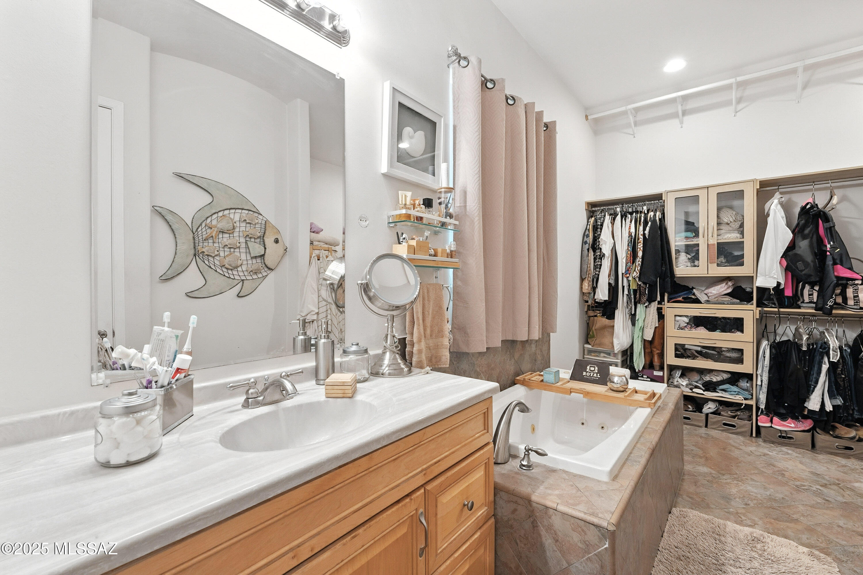Casa Grande, Arizona, 85193, United States, 3 Bedrooms Bedrooms, ,3 BathroomsBathrooms,Residential,For Sale,1927345