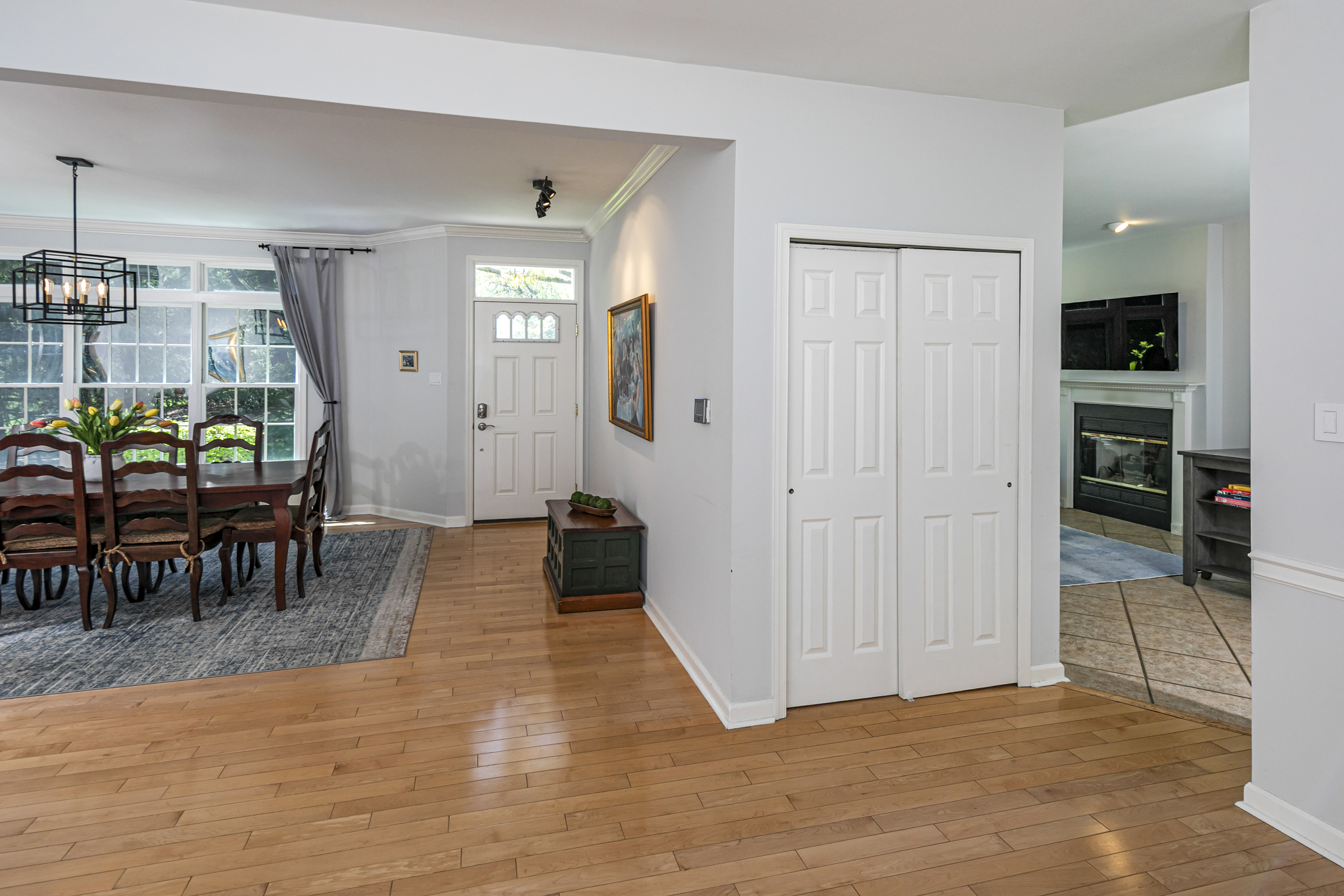  Largest End-Unit in Washington Oaks with Serene Views and Upgrades Galore - 物件實景
