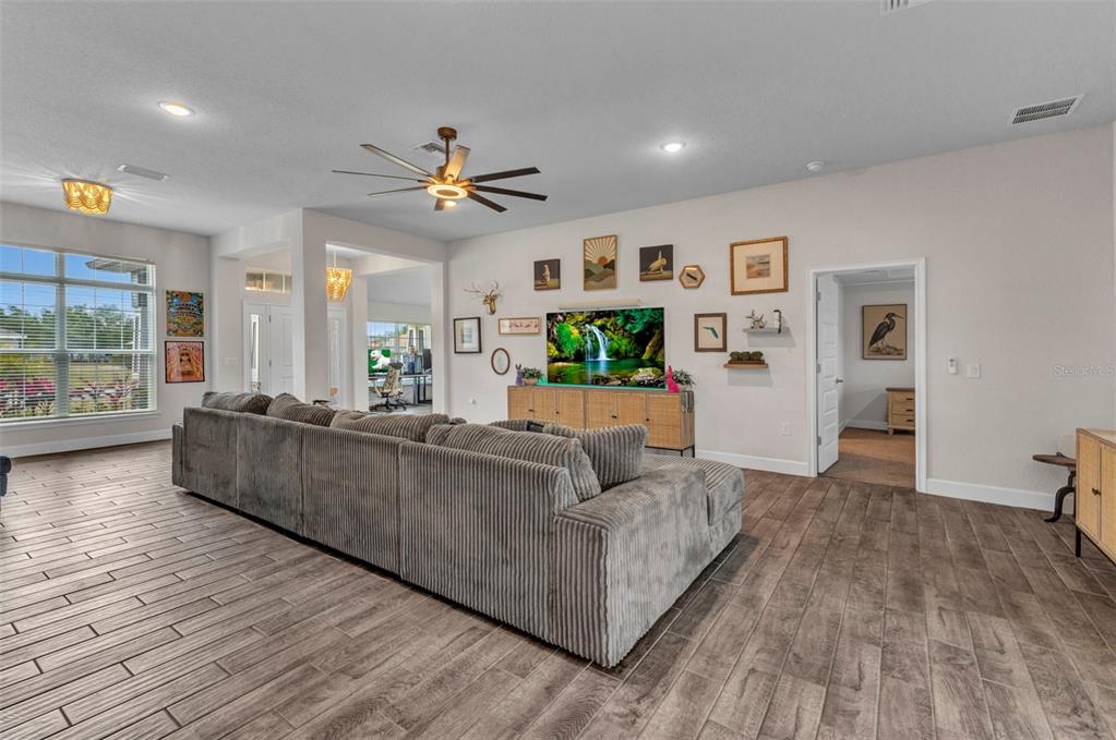 Punta Gorda, Florida, 33983, United States, 4 Bedrooms Bedrooms, ,3 BathroomsBathrooms,Residential,For Sale,1751433