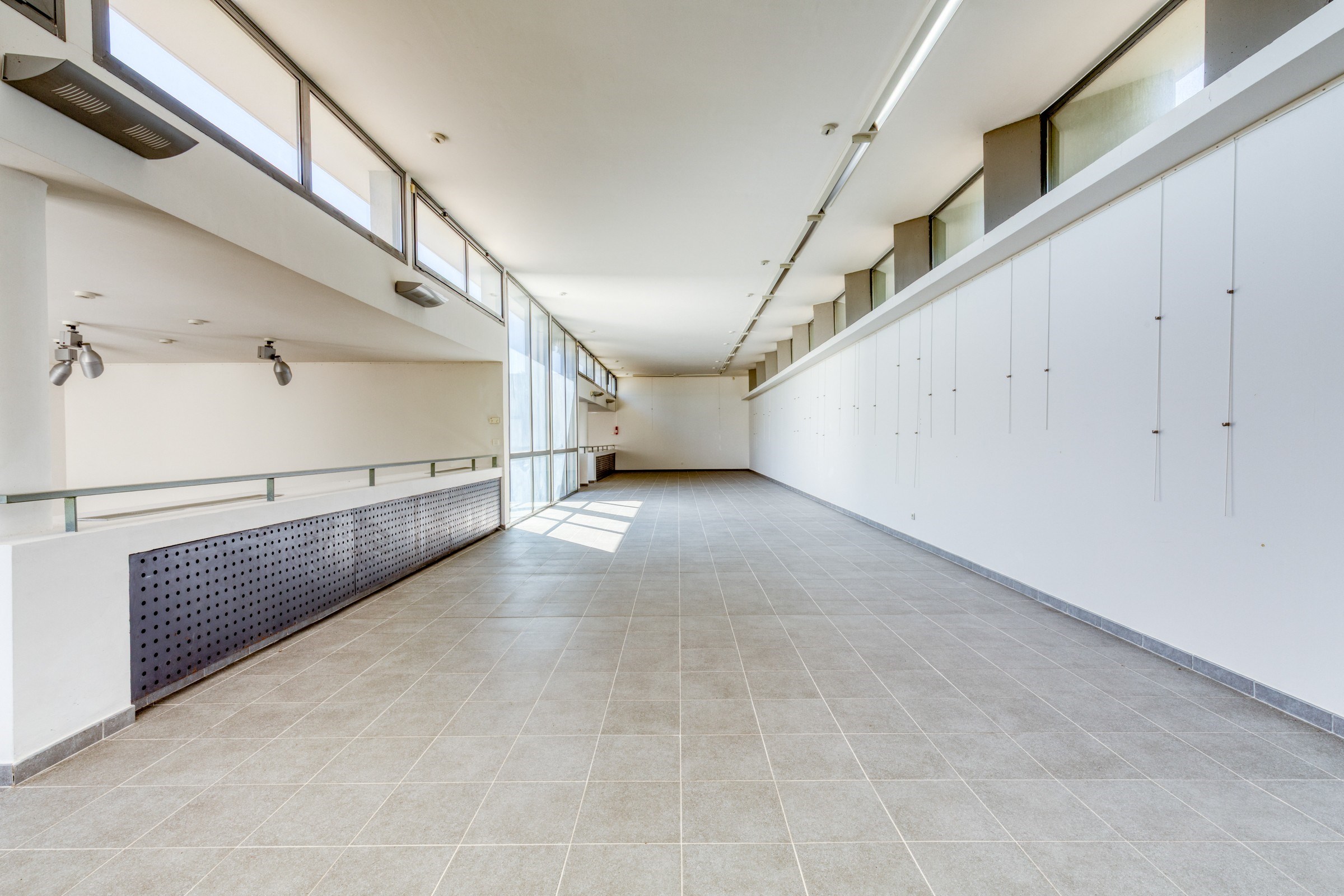  Callian – Contemporary Property with Exceptional Potential - 物件實景