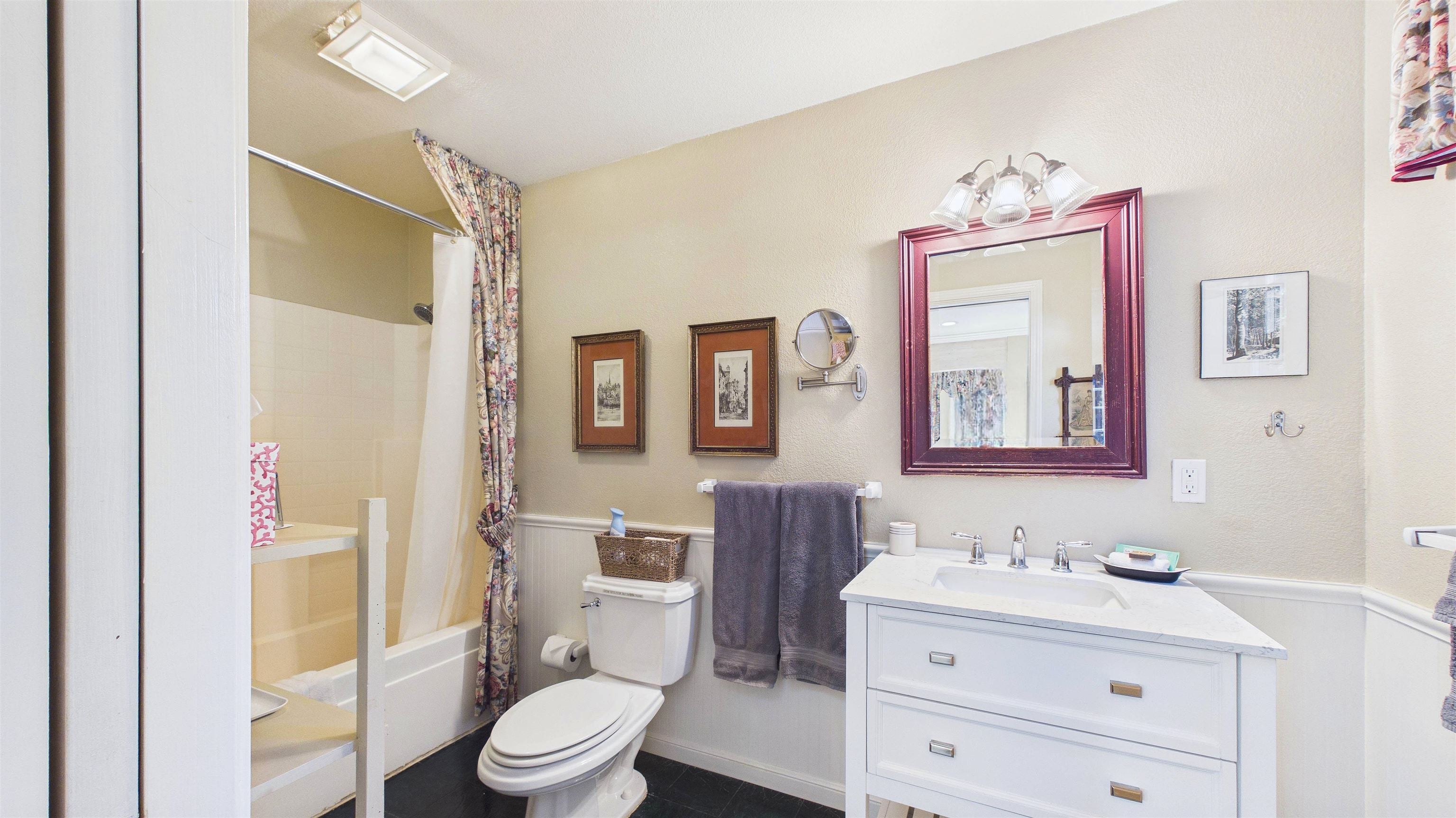 Twain Harte, California, 95383, United States, 9 Bedrooms Bedrooms, ,10 BathroomsBathrooms,Residential,For Sale,2017771