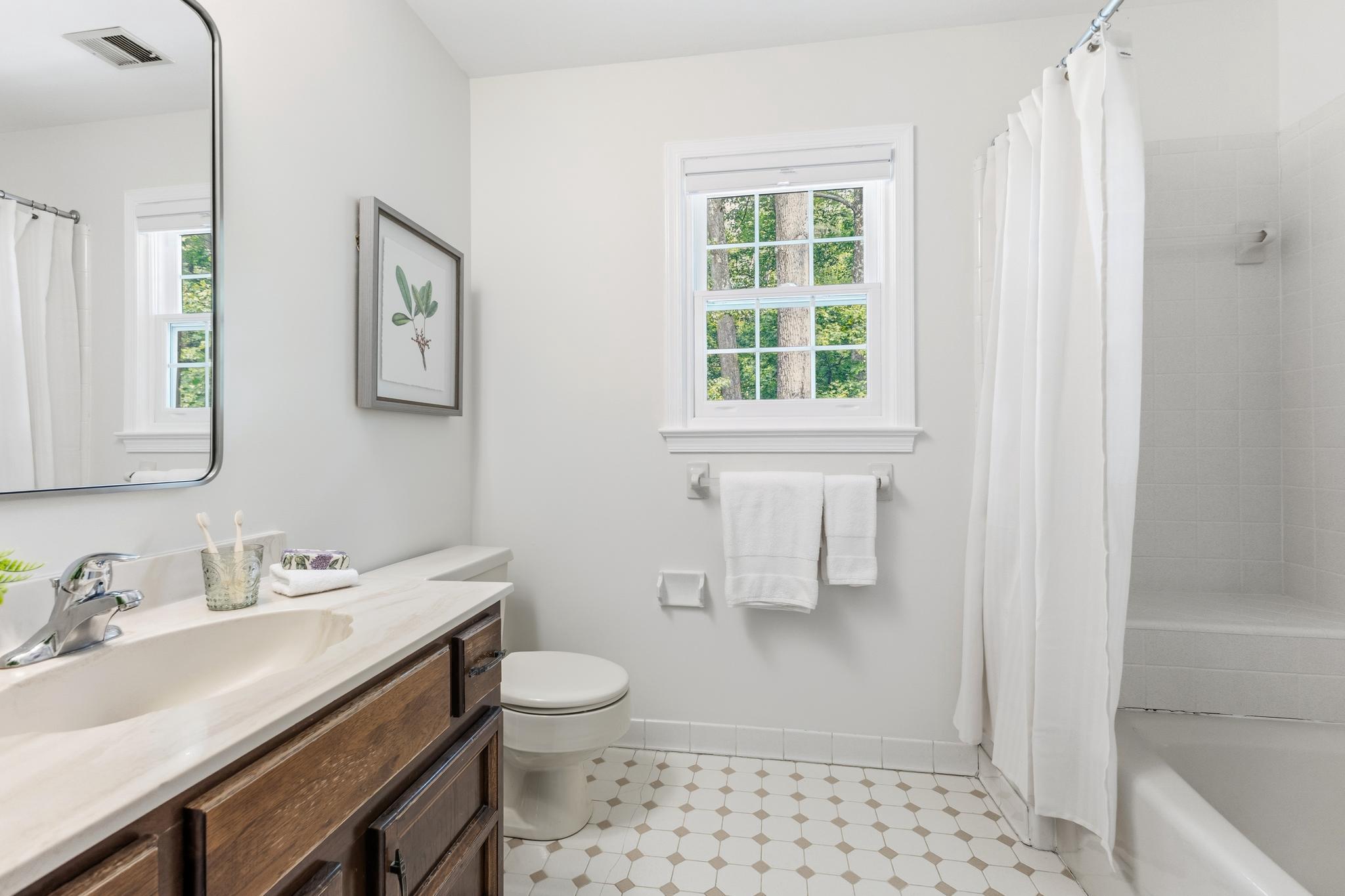  9200 Ripple Brook Road, Great Falls, VA, 22066 - 物件實景