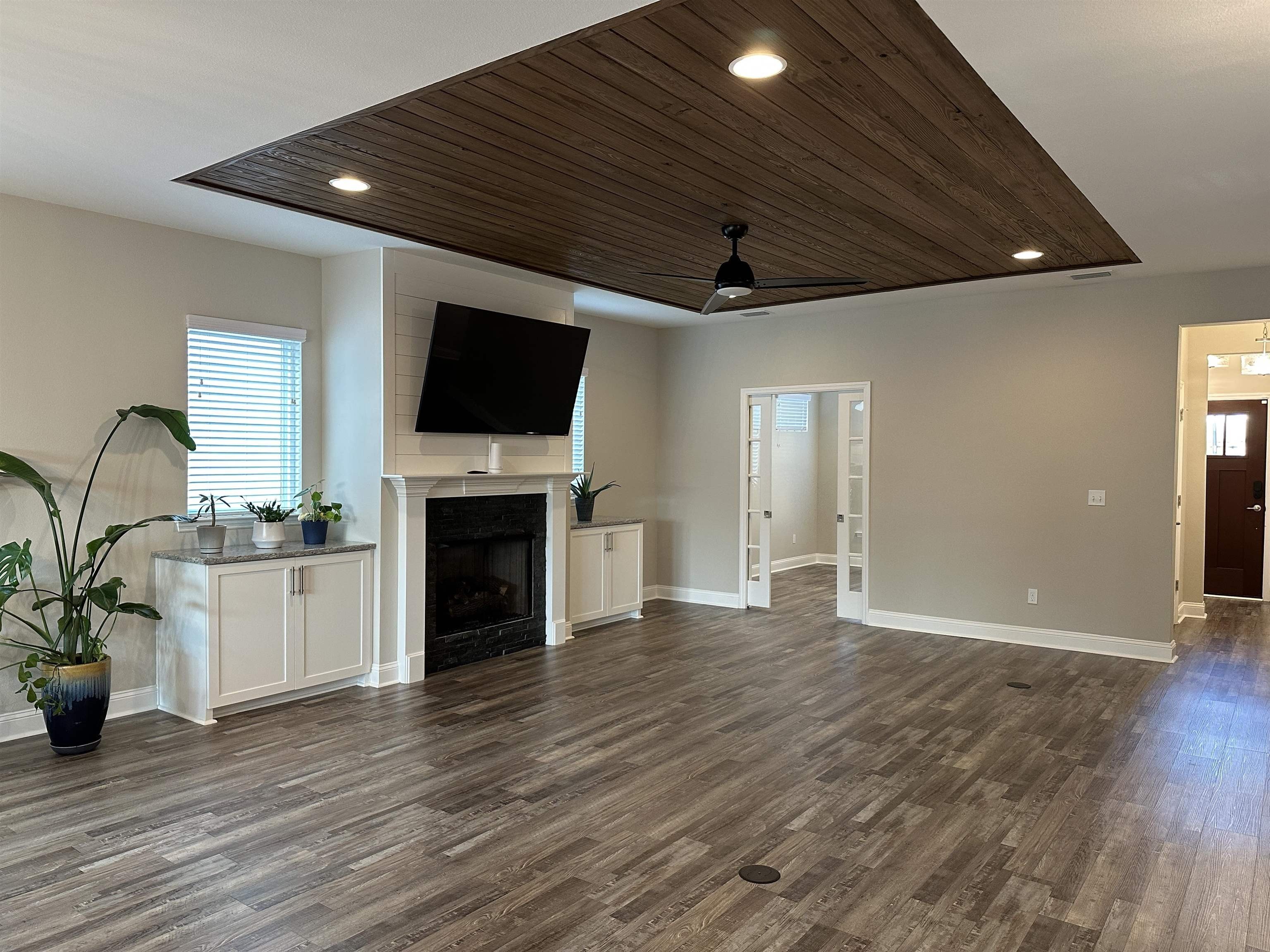 Tallahassee, Florida, 32312, United States, 4 Bedrooms Bedrooms, ,3 BathroomsBathrooms,Residential,For Sale,1938254