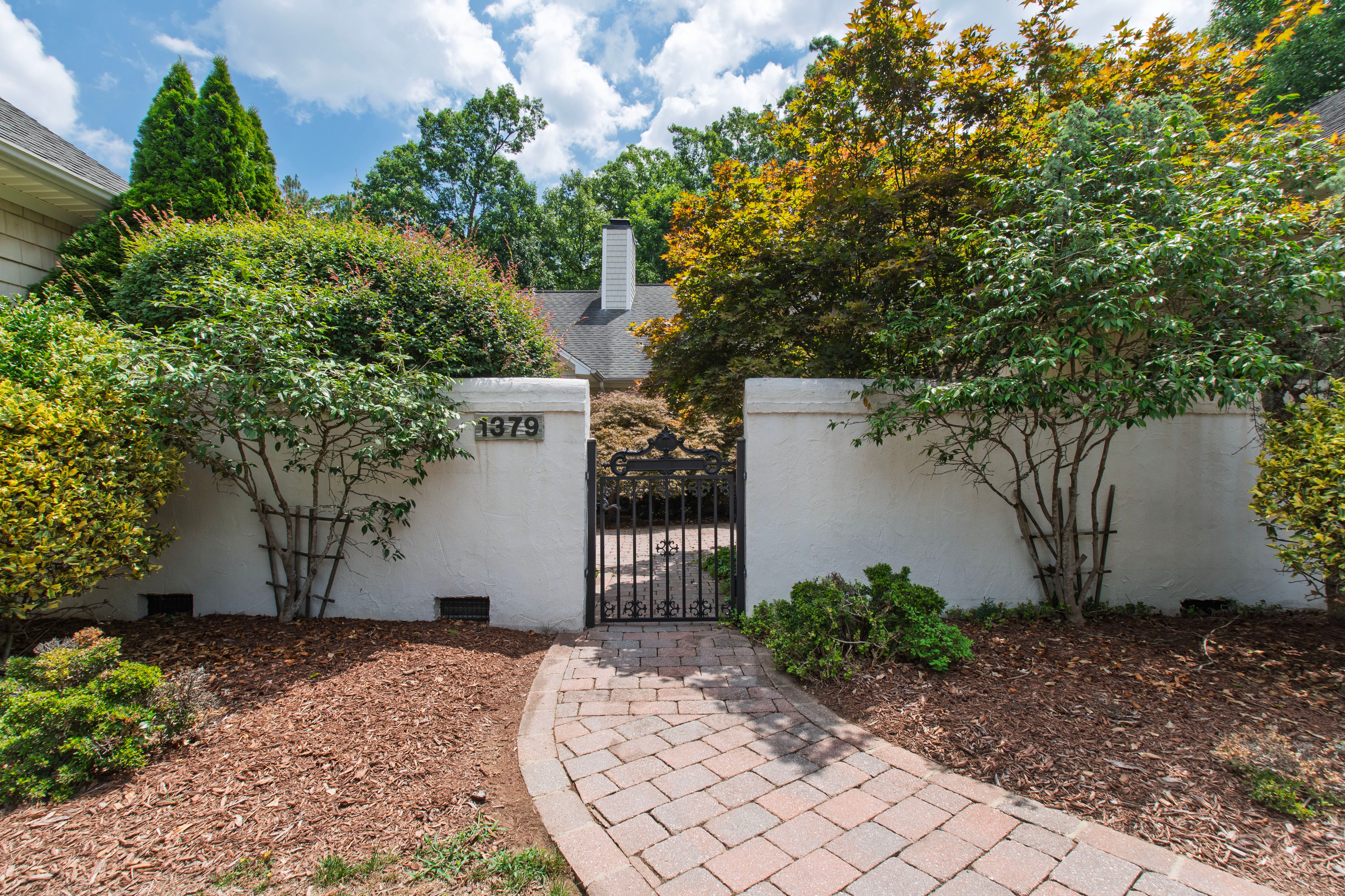  1379 Bradford Place, Pittsboro, NC 27312 - 物件實景