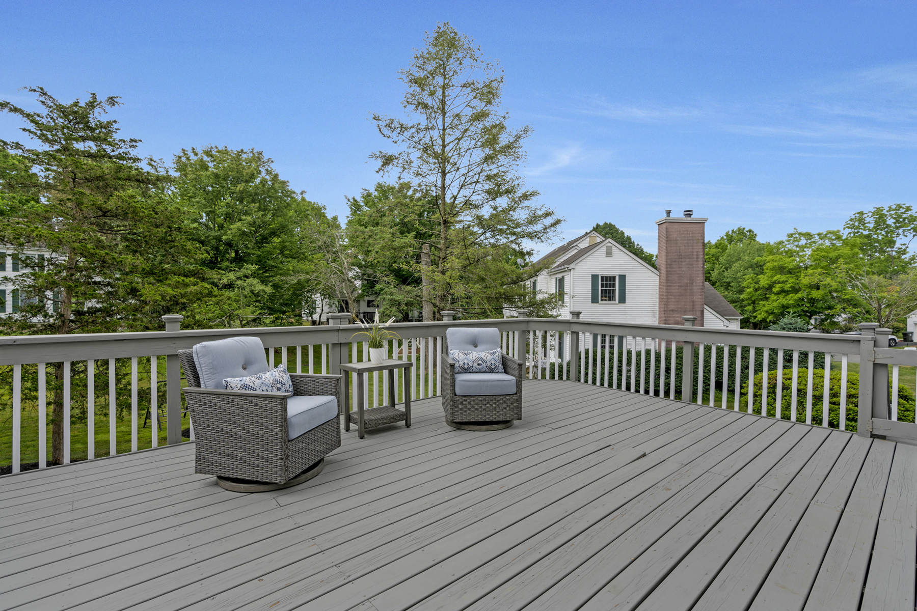  ?Spring Ridge? Well Maintained and Updated Half Duplex - 物件實景
