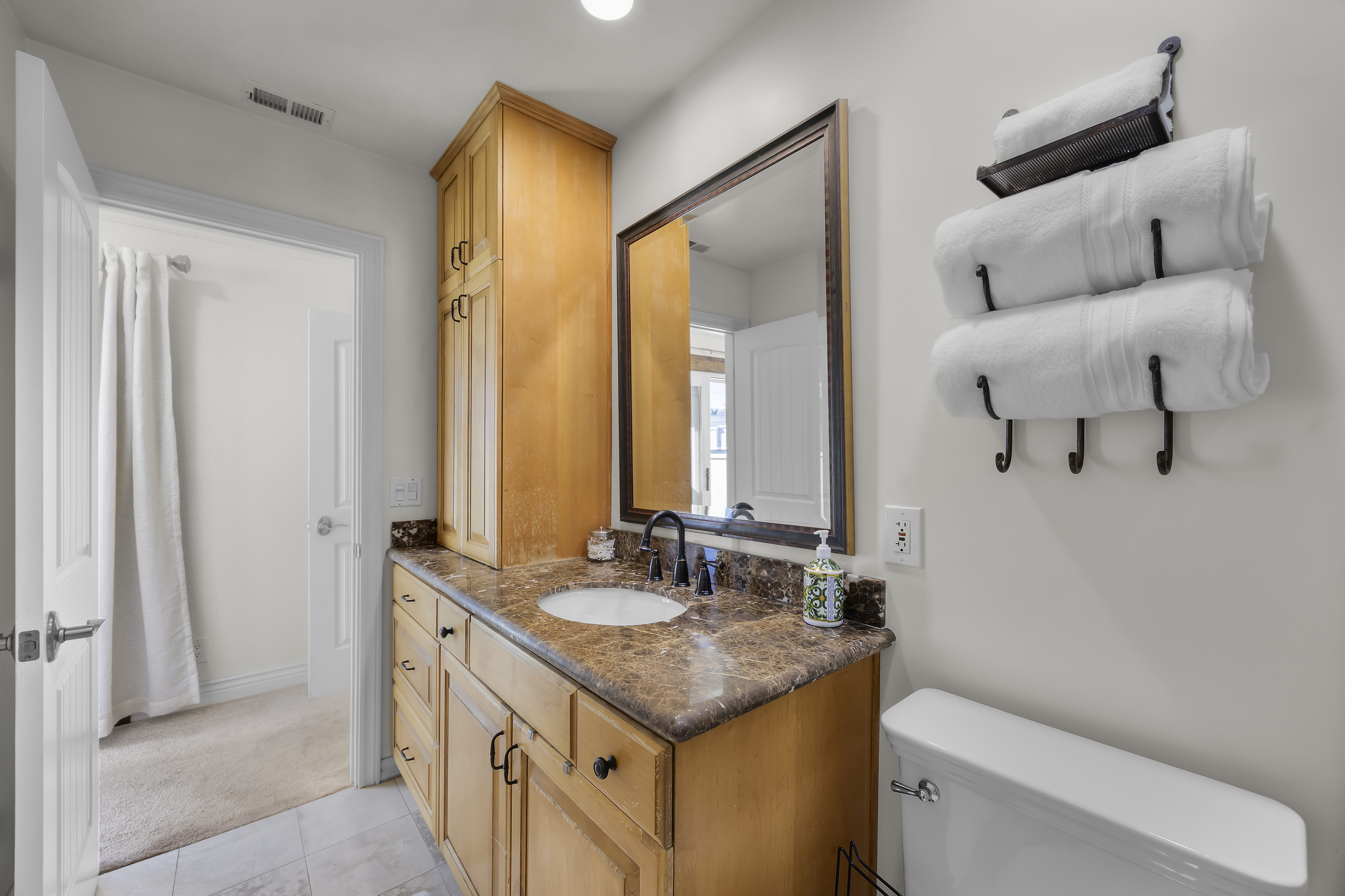  2301 Marshallfield Lane #A, Redondo Beach, CA 90278 - 物件實景