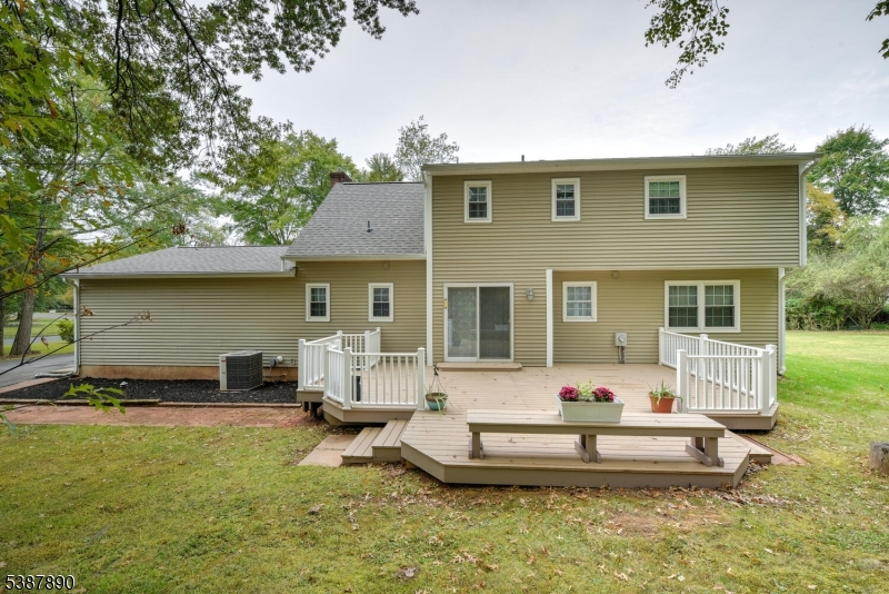 Branchburg Twp., New Jersey, 08876, United States, 4 Bedrooms Bedrooms, ,3 BathroomsBathrooms,Residential,For Sale,1992808