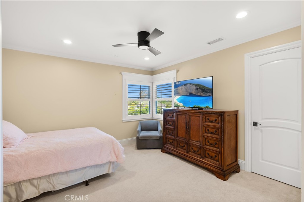 Newport Beach, California, 92660, United States, 5 Bedrooms Bedrooms, ,3 BathroomsBathrooms,Residential,For Sale,1846689