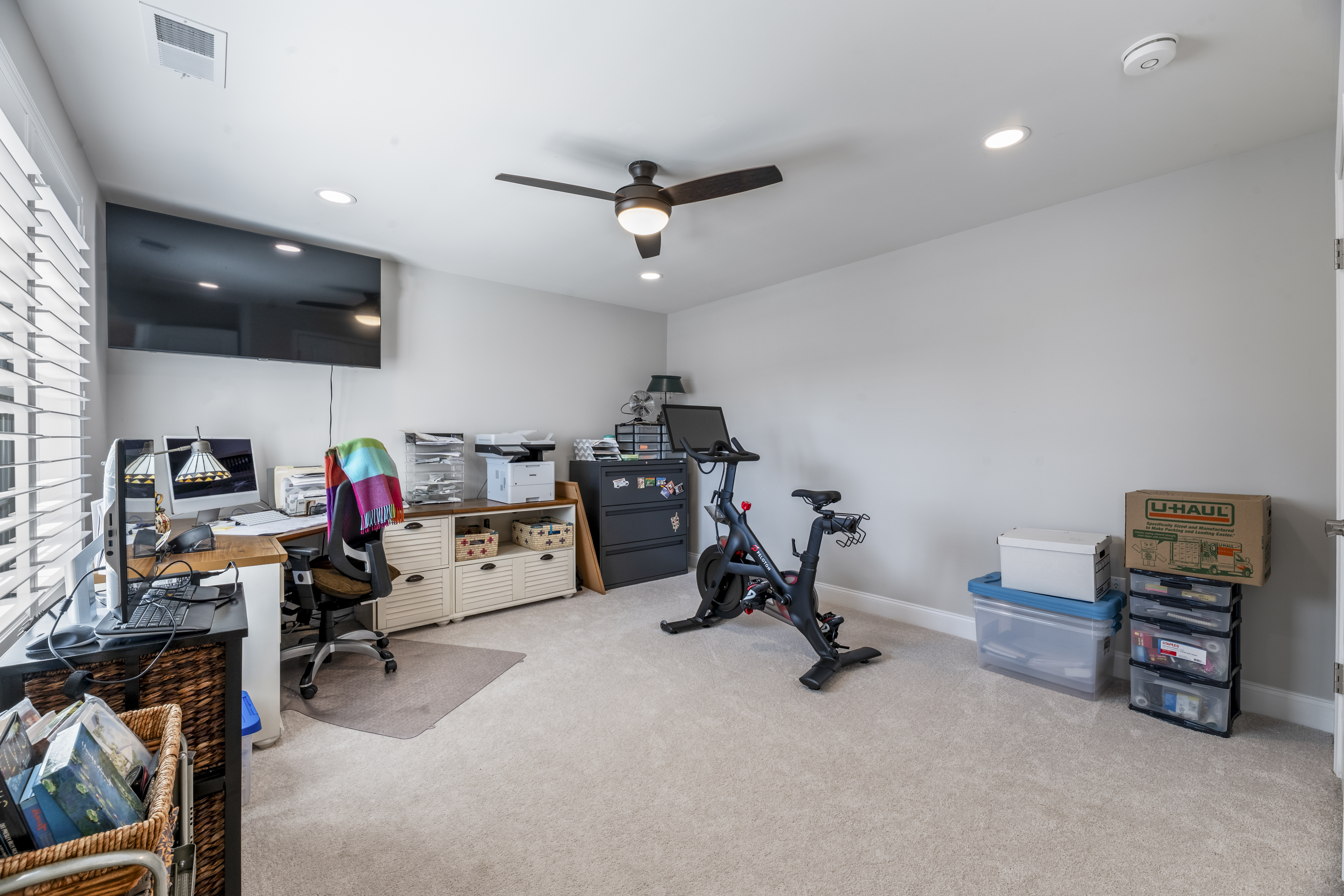 Holmdel, New Jersey, 07733, United States, 3 Bedrooms Bedrooms, ,4 BathroomsBathrooms,Residential,For Sale,1923321