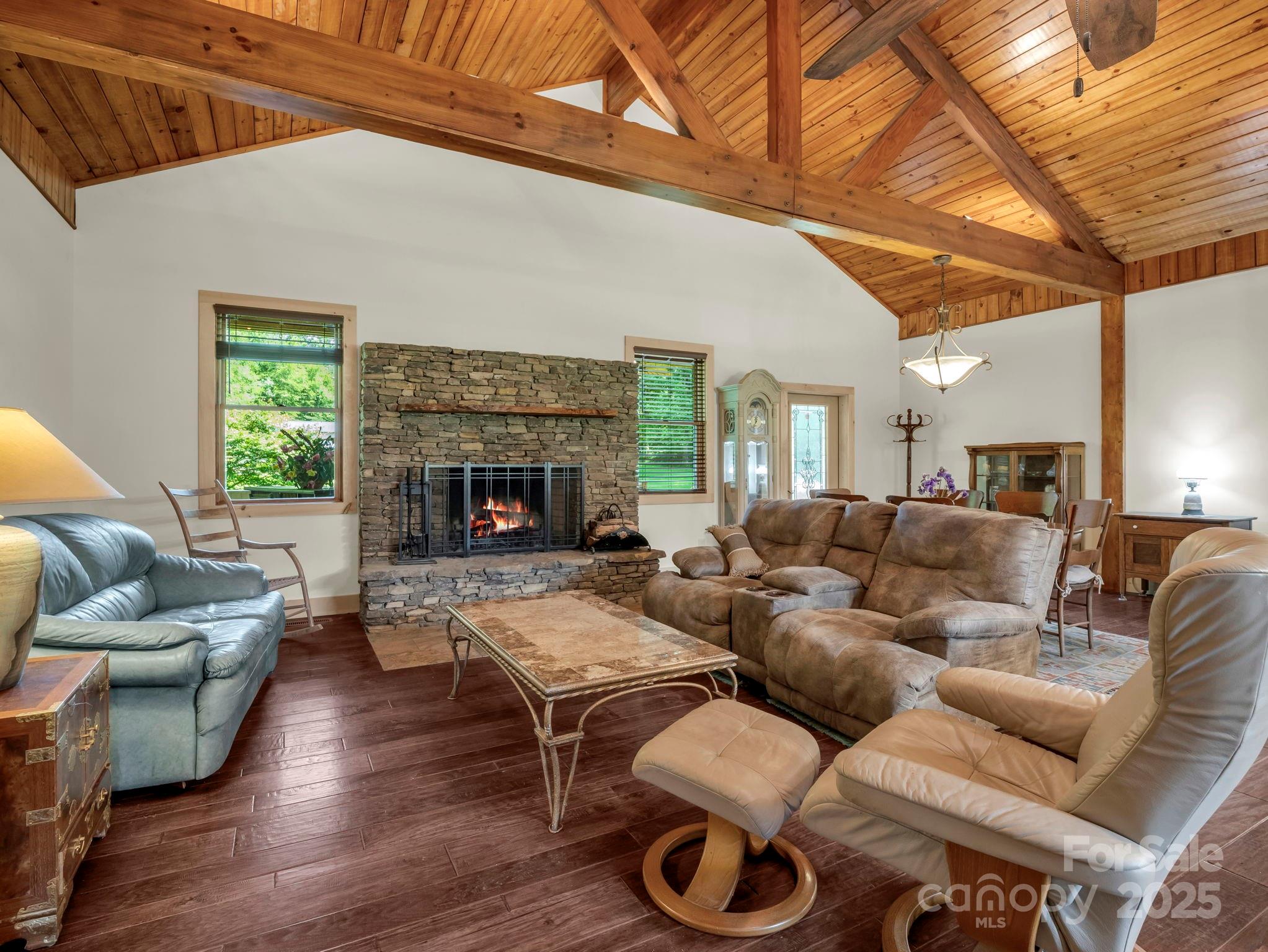 Saluda, North Carolina, 28773, United States, 3 Bedrooms Bedrooms, ,2 BathroomsBathrooms,Residential,For Sale,1923070