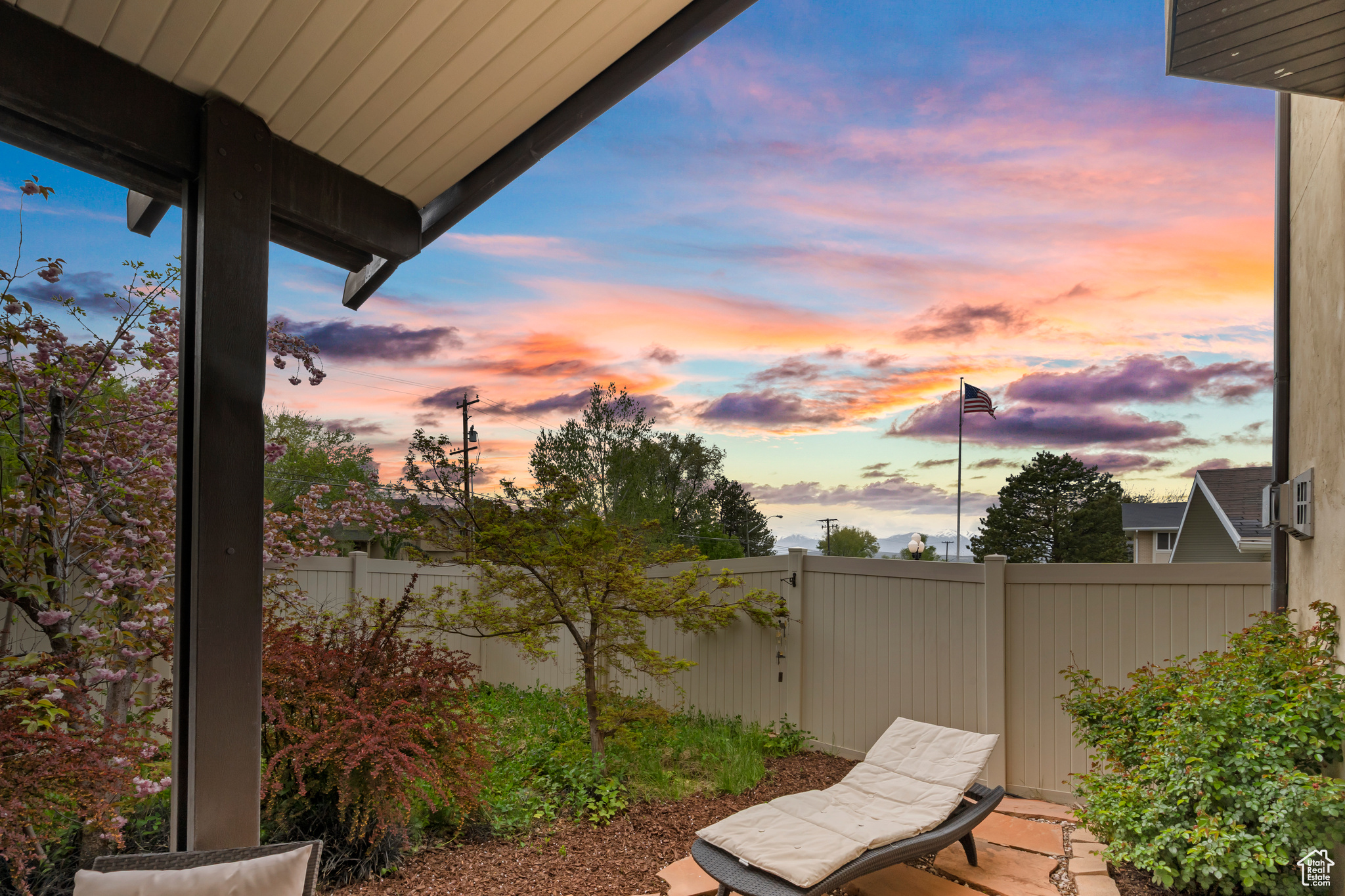 Salt Lake City, Utah, 84117, United States, 3 Bedrooms Bedrooms, ,4 BathroomsBathrooms,Residential,For Sale,1795285