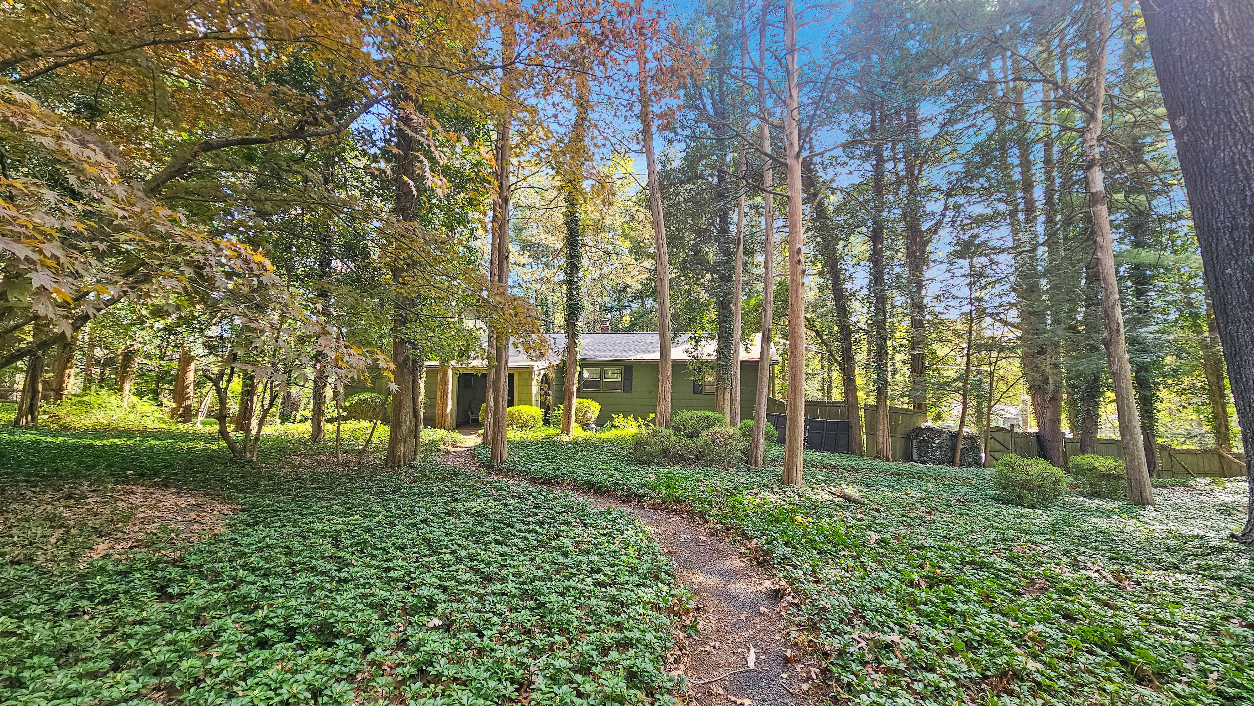  5 Bedroom Home on 2.9 Private Acres - 物件實景