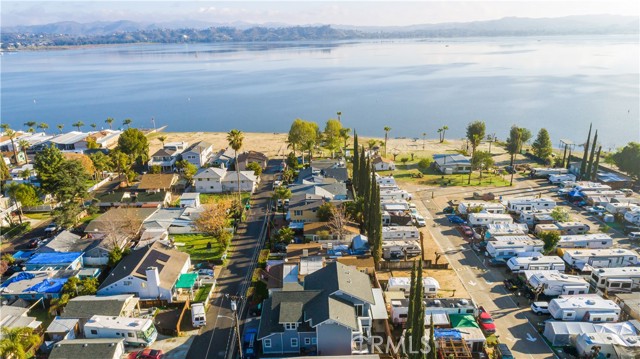 Lake Elsinore, California, 92530, United States, 4 Bedrooms Bedrooms, ,5 BathroomsBathrooms,Residential,For Sale,2008586