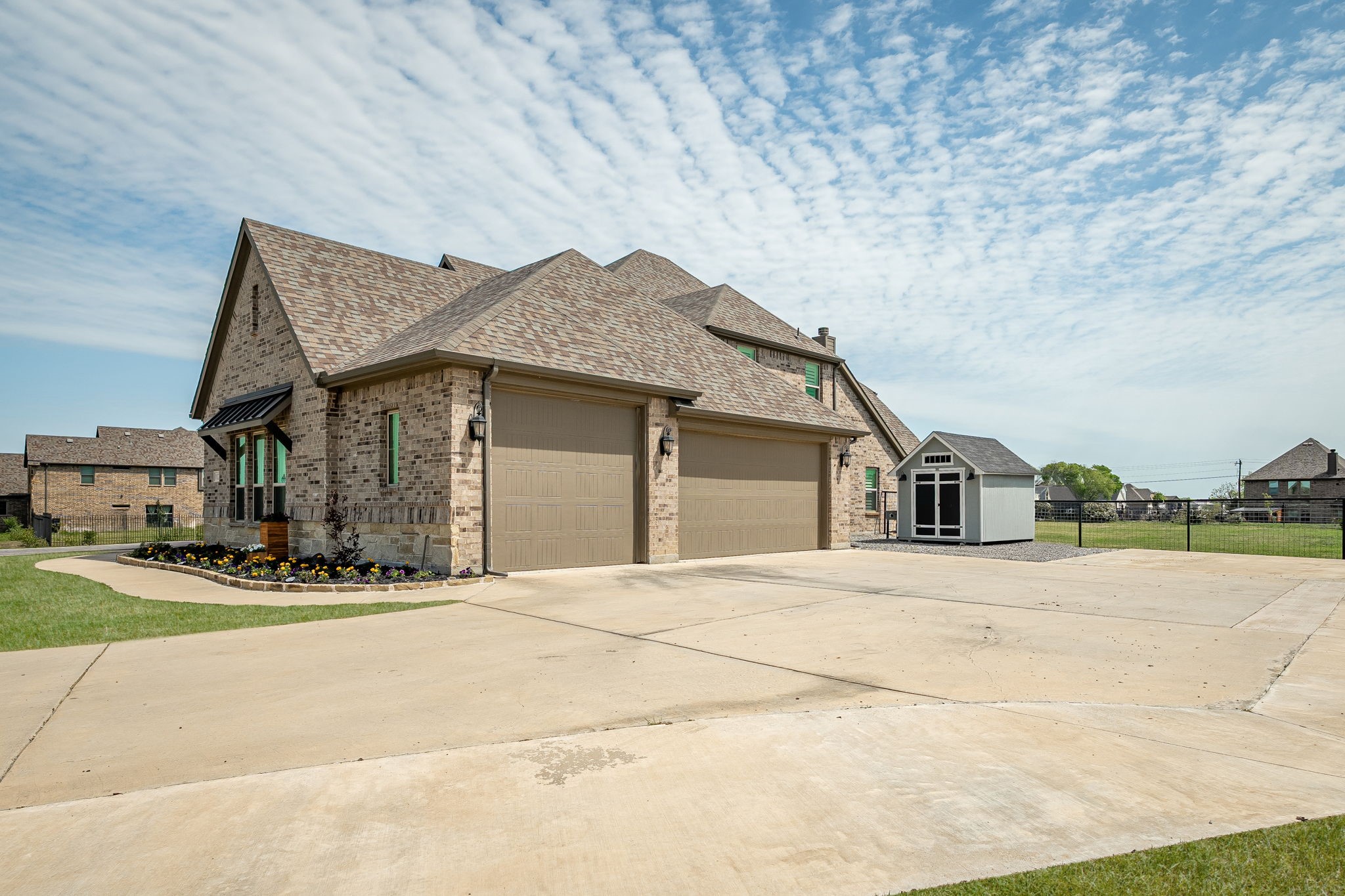 Van Alstyne, Texas, 75495, United States, 4 Bedrooms Bedrooms, ,4 BathroomsBathrooms,Residential,For Sale,1874431