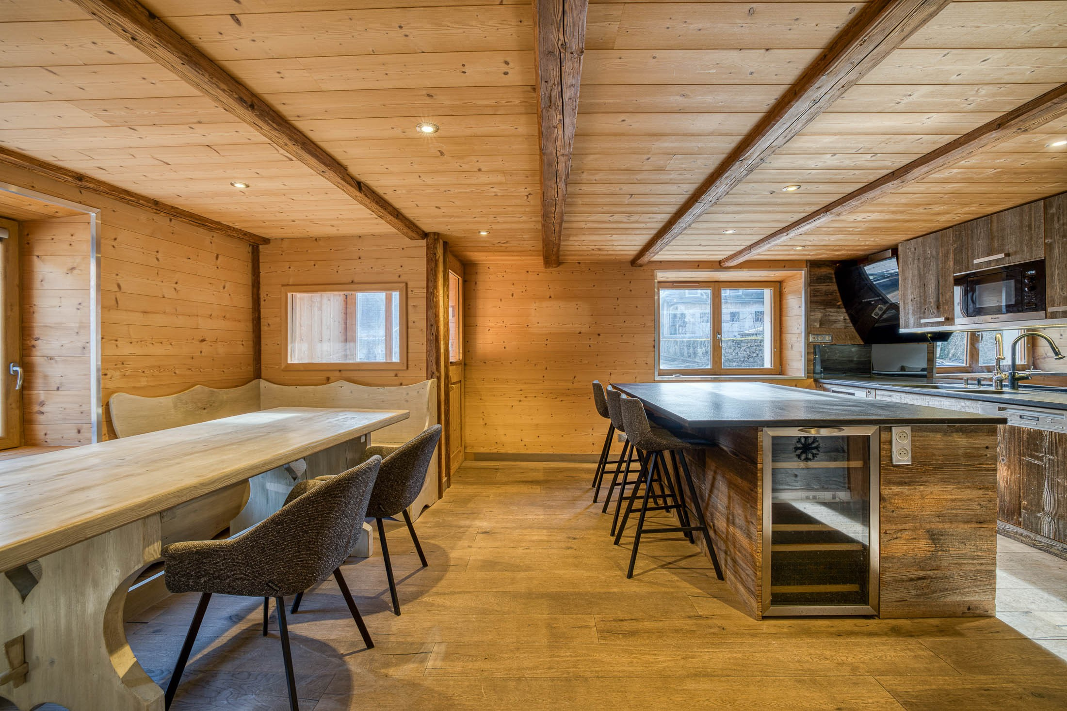  A beautiful, fully renovated chalet-style apartment - 物件實景
