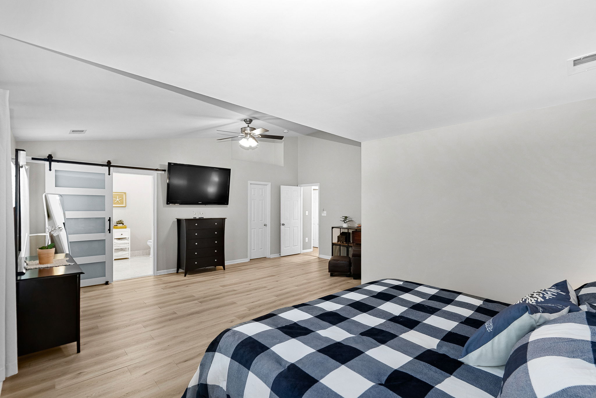  348 Ebaugh Drive SE, Leesburg, VA, 20175 - 物件實景