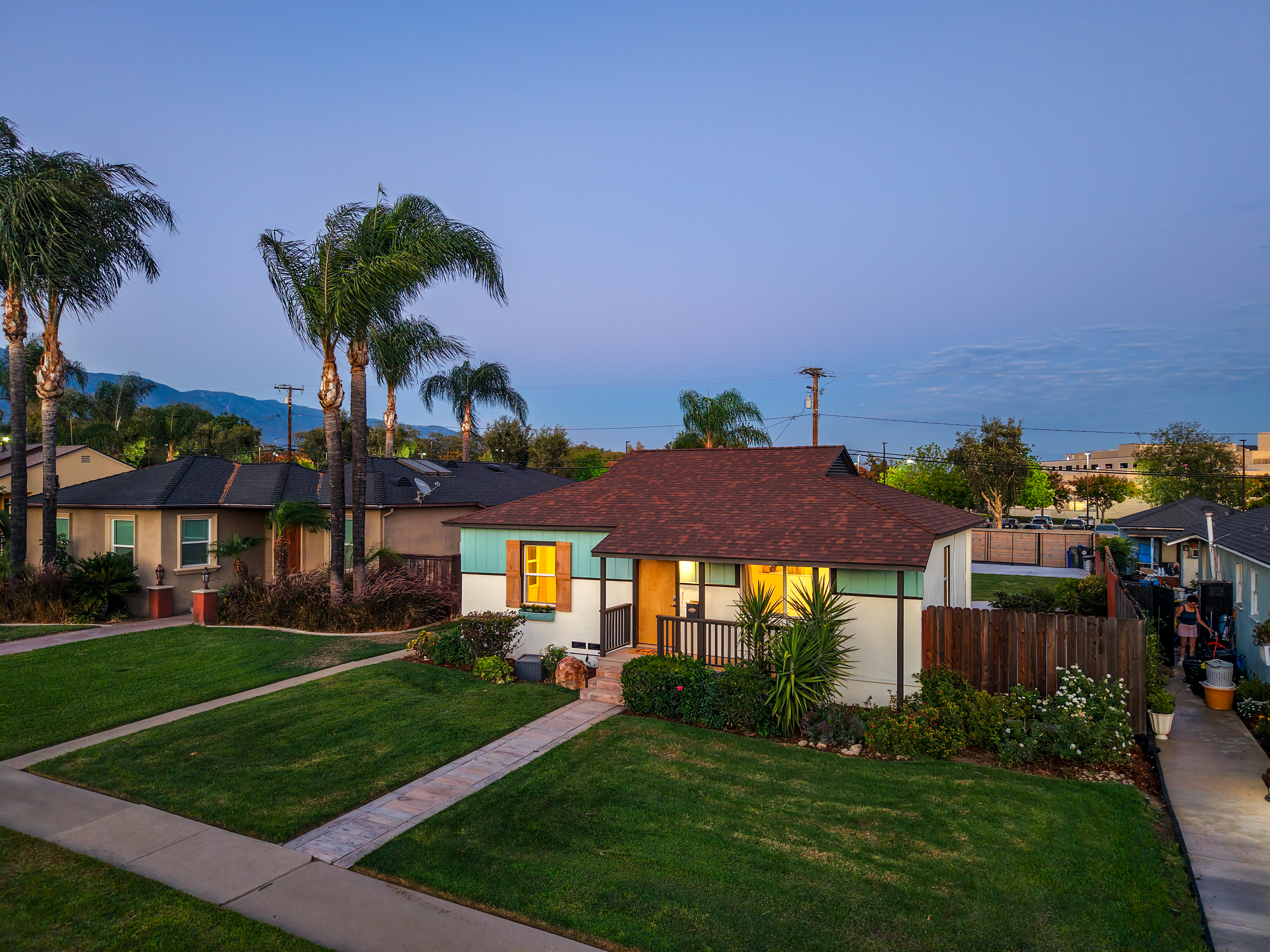  664 N. 8th Avenue, Upland, CA 91786 - 物件實景
