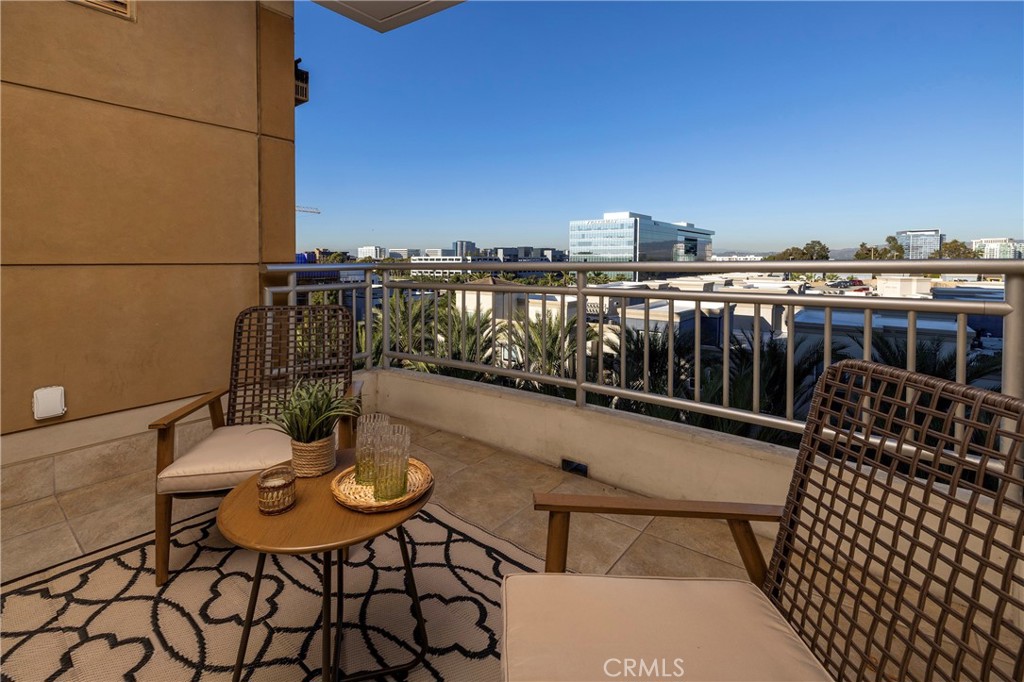 Irvine, California, 92612, United States, 2 Bedrooms Bedrooms, ,2 BathroomsBathrooms,Residential,For Sale,1989675