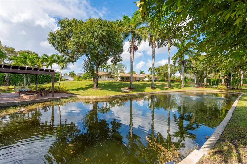 Parkland, Florida, 33067, United States, 5 Bedrooms Bedrooms, ,4 BathroomsBathrooms,Residential,For Sale,1990344