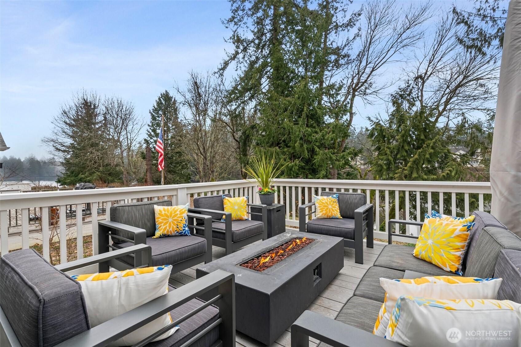 PORT LUDLOW, Washington, 98365, United States, 2 Bedrooms Bedrooms, ,2 BathroomsBathrooms,Residential,For Sale,1723321