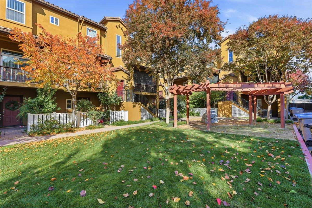 San Jose, California, 95116, United States, 3 Bedrooms Bedrooms, ,3 BathroomsBathrooms,Residential,For Sale,2003189