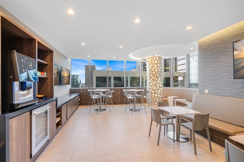Fort Lauderdale, Florida, 33301, United States, 5 Bedrooms Bedrooms, ,7 BathroomsBathrooms,Residential,For Sale,1940975