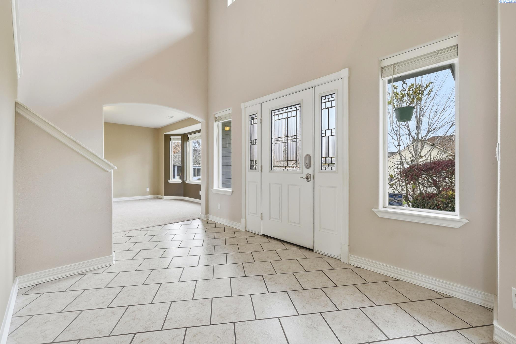 Pasco, Washington, 99301, United States, 3 Bedrooms Bedrooms, ,3 BathroomsBathrooms,Residential,For Sale,1998490