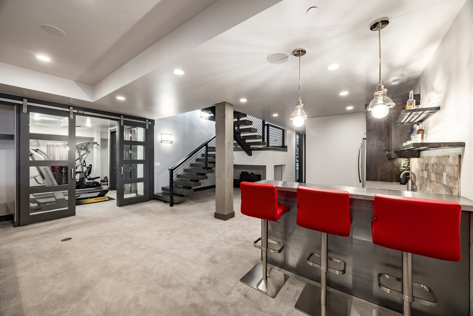  Framed by Panoramic Mountain Views with Access to Round Valley