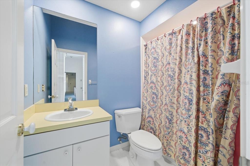 Tampa, Florida, 33647, United States, 4 Bedrooms Bedrooms, ,6 BathroomsBathrooms,Residential,For Sale,1989549