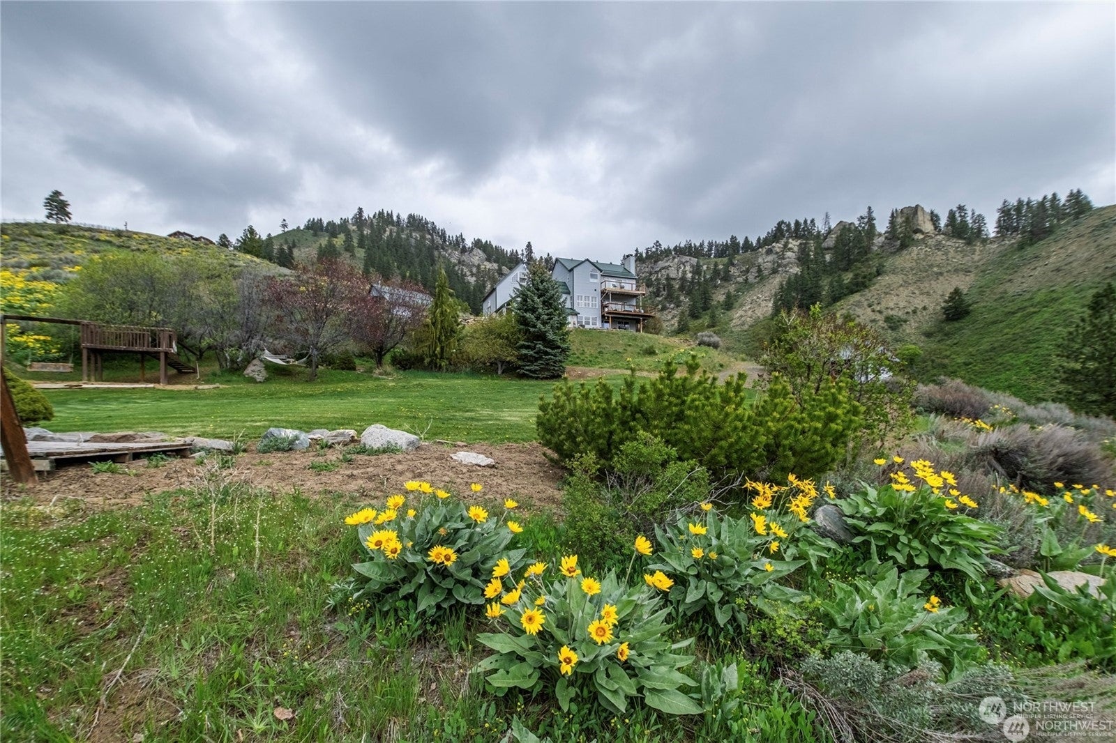 9505 Plateau Road, Cashmere, Washington, 98815, United States, 4 Bedrooms Bedrooms, ,3 BathroomsBathrooms,Residential,For Sale,9505 Plateau Road,1611849