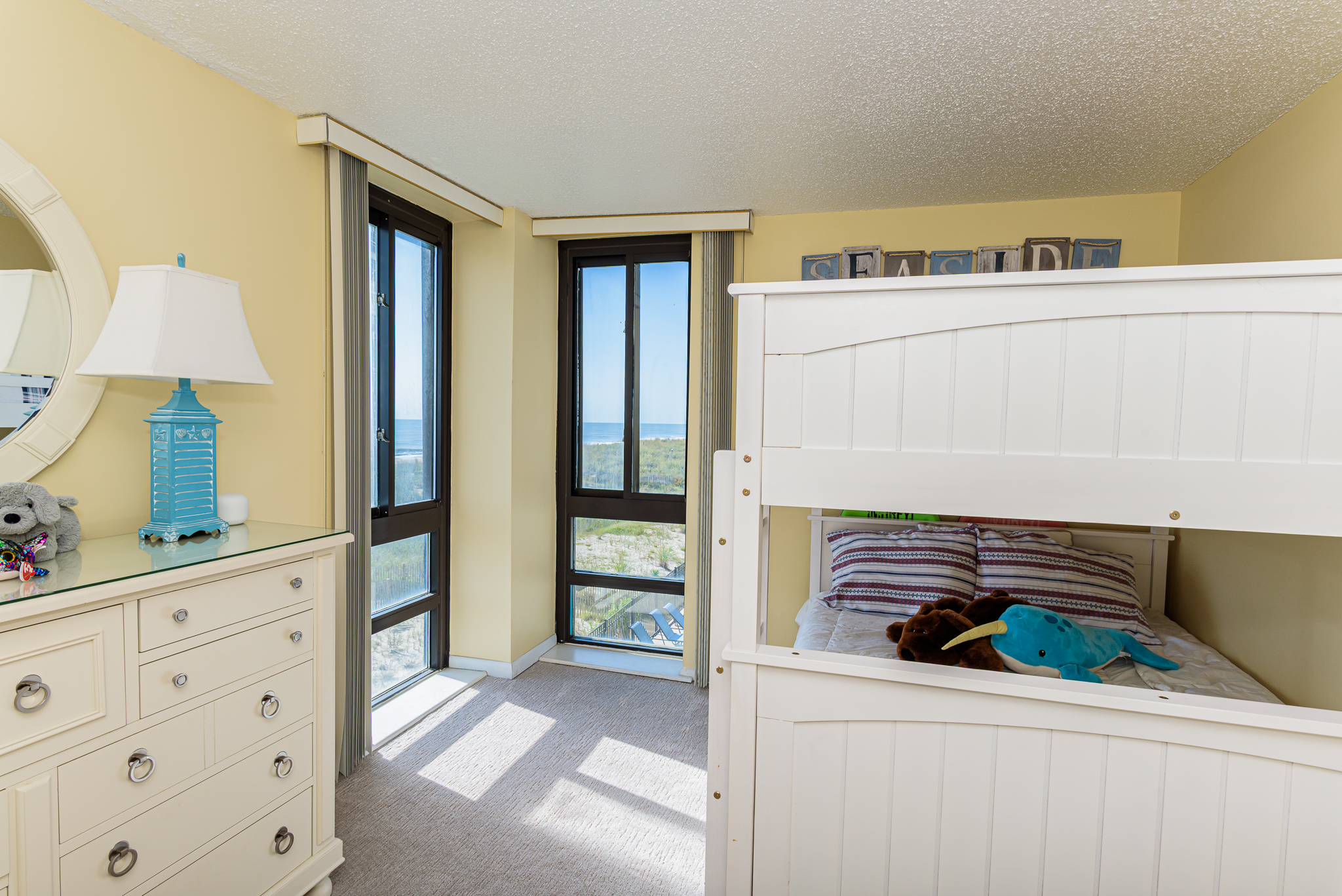 Ocean City, Maryland, 21842, United States, 3 Bedrooms Bedrooms, ,2 BathroomsBathrooms,Residential,For Sale,1929100