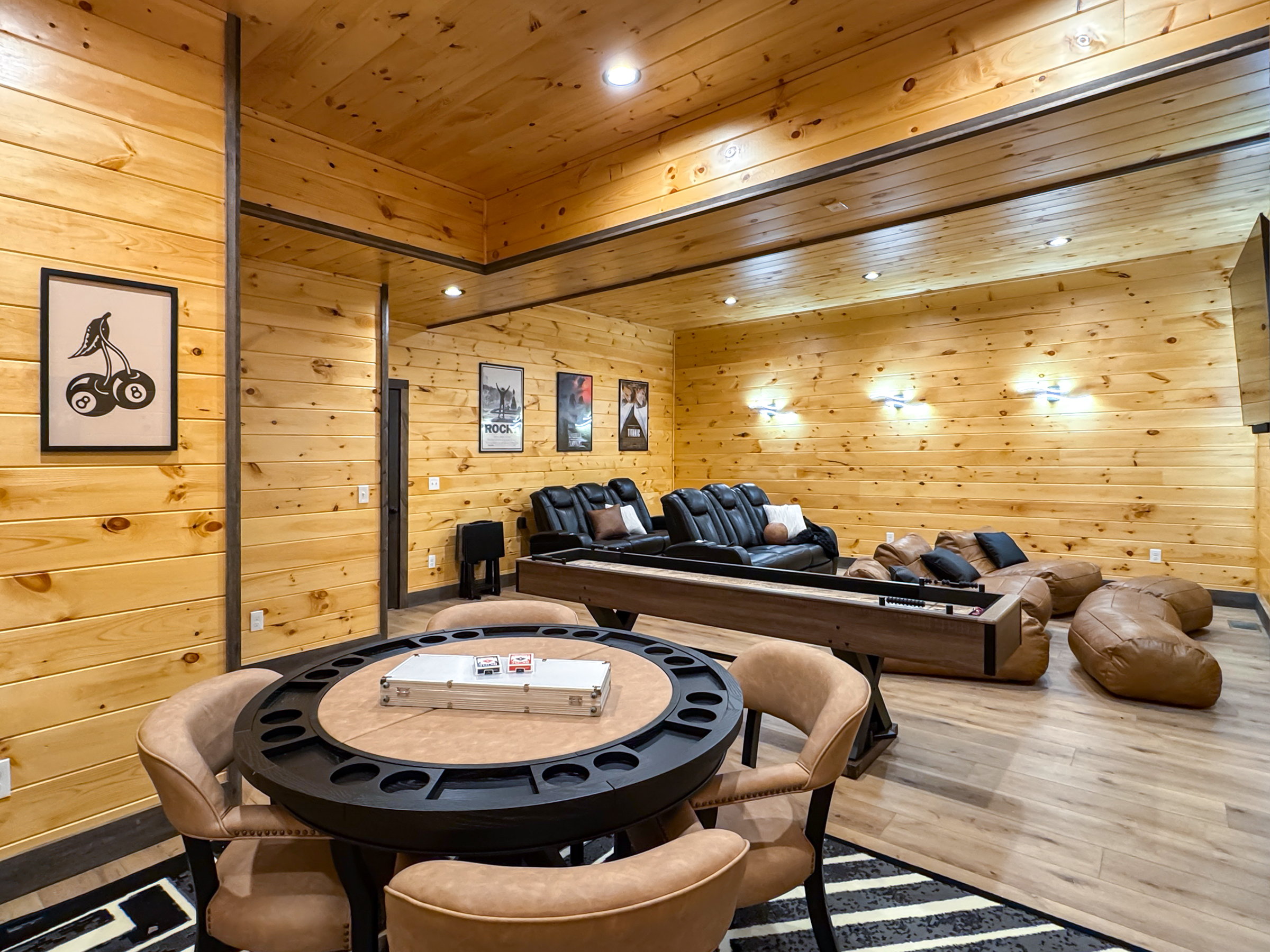 Sevierville, Tennessee, 37862, United States, 3 Bedrooms Bedrooms, ,3 BathroomsBathrooms,Residential,For Sale,1984599