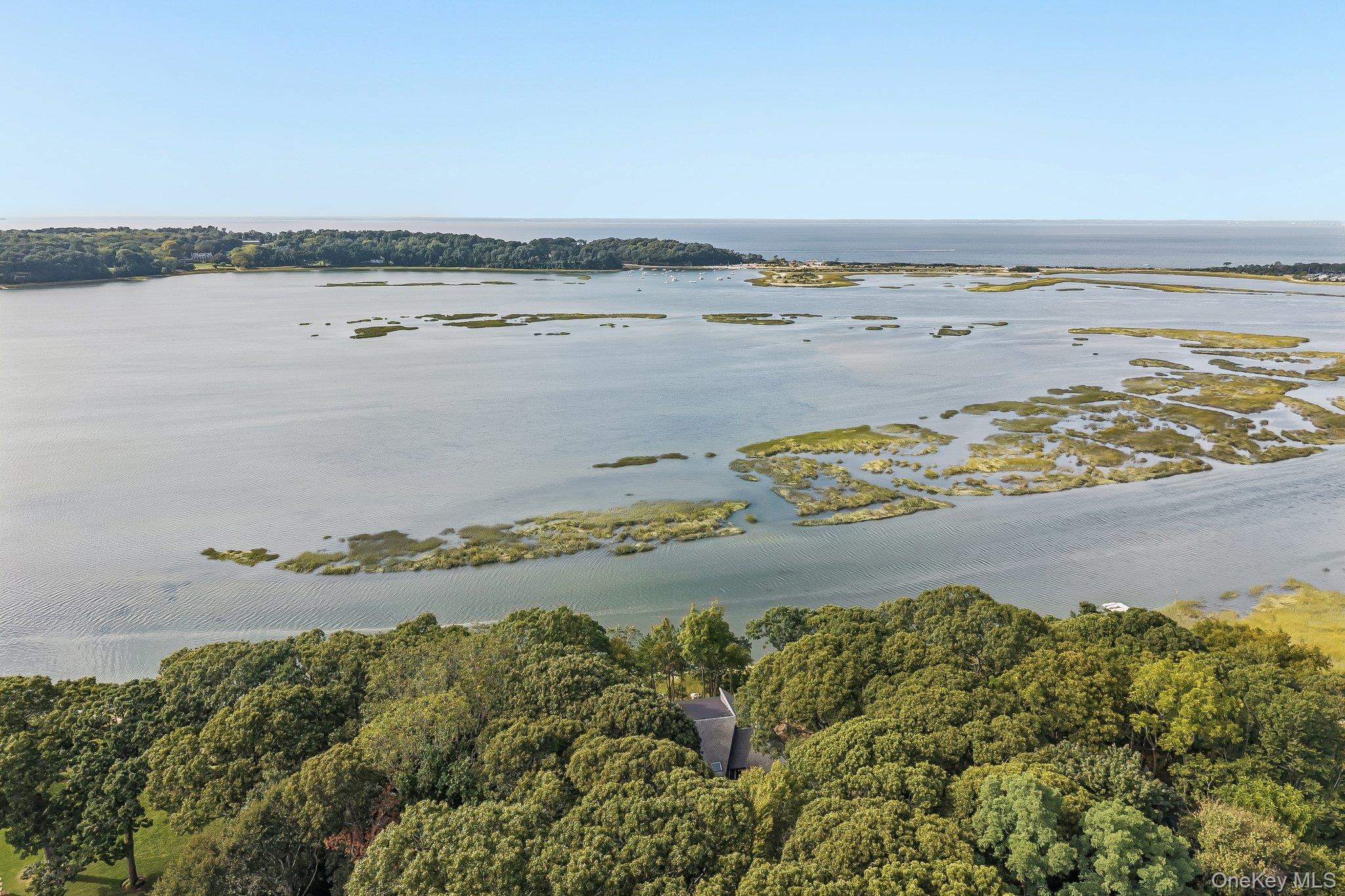 89 Harbor Road, Head Of The Harbor, NY 11780 - 物件實景