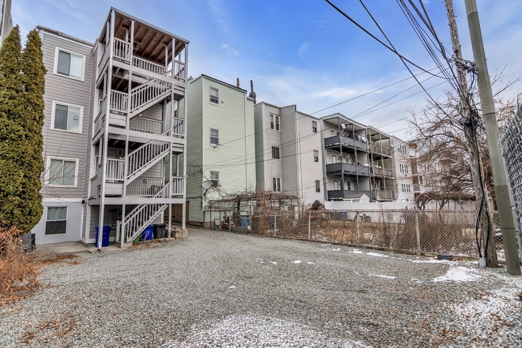 Boston, Massachusetts, 02128, United States, 2 Bedrooms Bedrooms, ,2 BathroomsBathrooms,Residential,For Sale,2008119