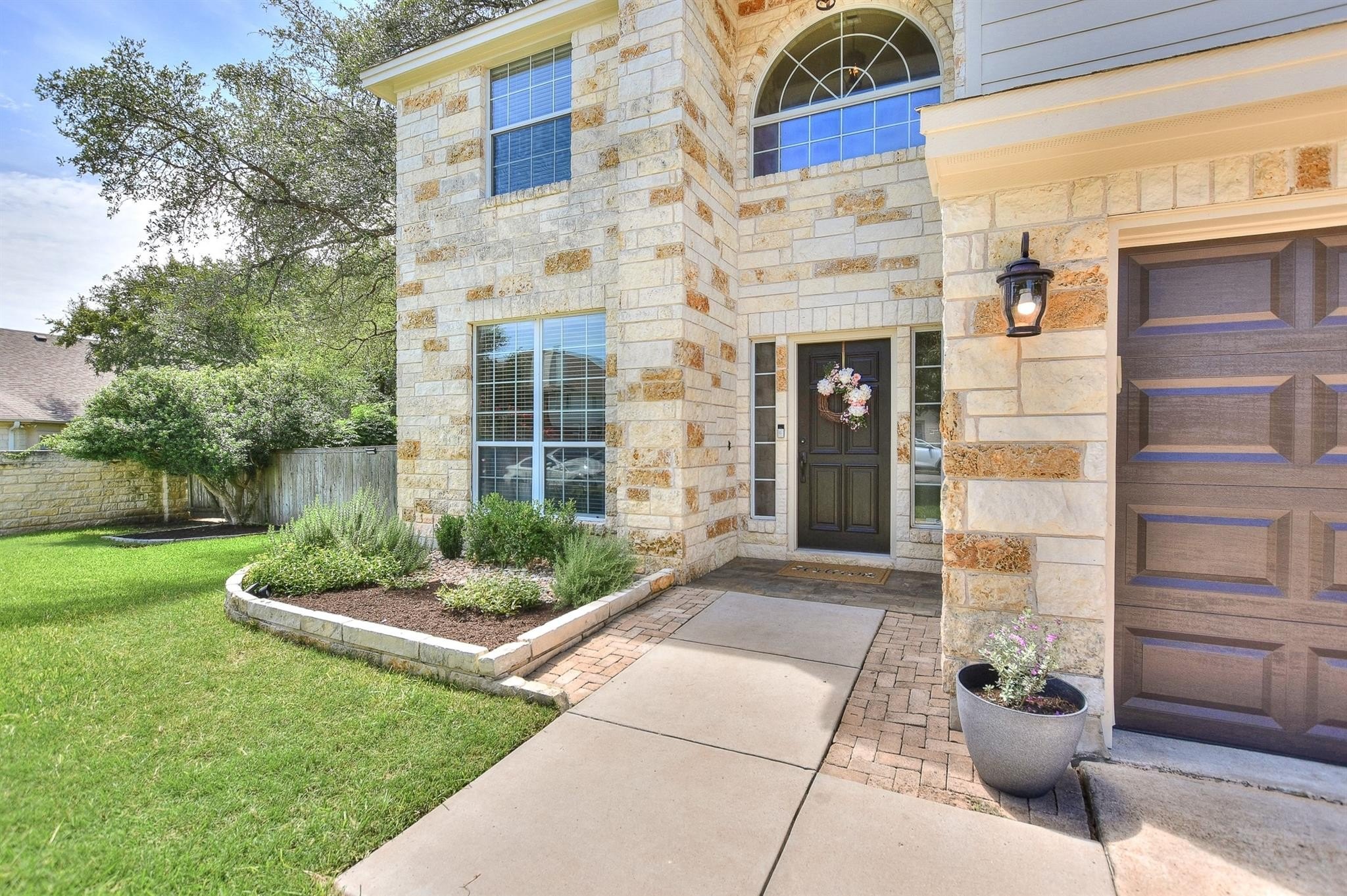 Georgetown, Texas, 78628, United States, 4 Bedrooms Bedrooms, ,3 BathroomsBathrooms,Residential,For Sale,1980870