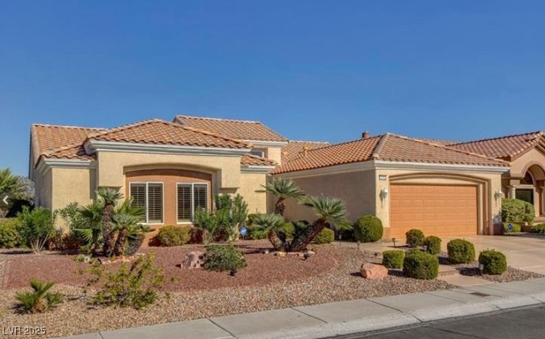Las Vegas, Nevada, 89134, United States, 3 Bedrooms Bedrooms, ,2 BathroomsBathrooms,Residential,For Sale,1902648