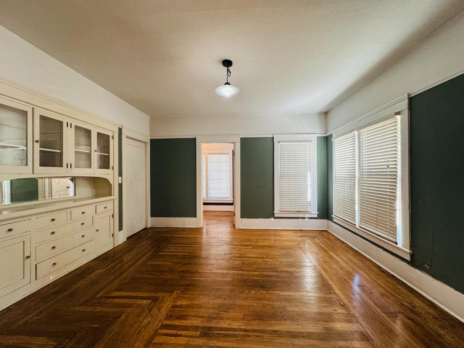 Santa Cruz, California, 95060, United States, 3 Bedrooms Bedrooms, ,2 BathroomsBathrooms,Residential,For Sale,2001181