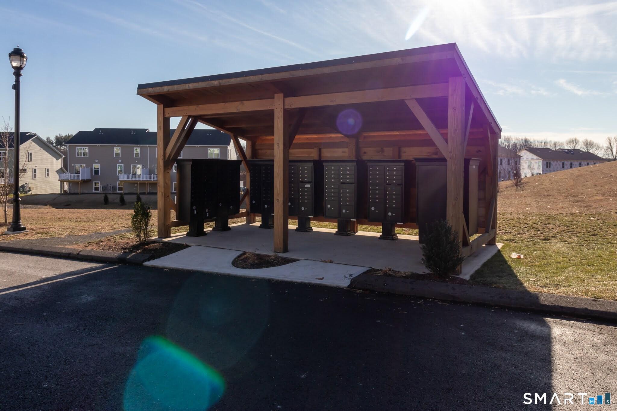 Cheshire, Connecticut, 06410, United States, 3 Bedrooms Bedrooms, ,3 BathroomsBathrooms,Residential,For Sale,2005318