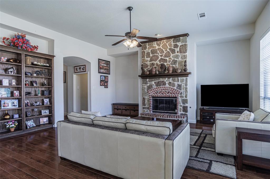 3036 Larreta, Grand Prairie, Texas, 75054, United States, 4 Bedrooms Bedrooms, ,4 BathroomsBathrooms,Residential,For Sale,3036 Larreta,1622904