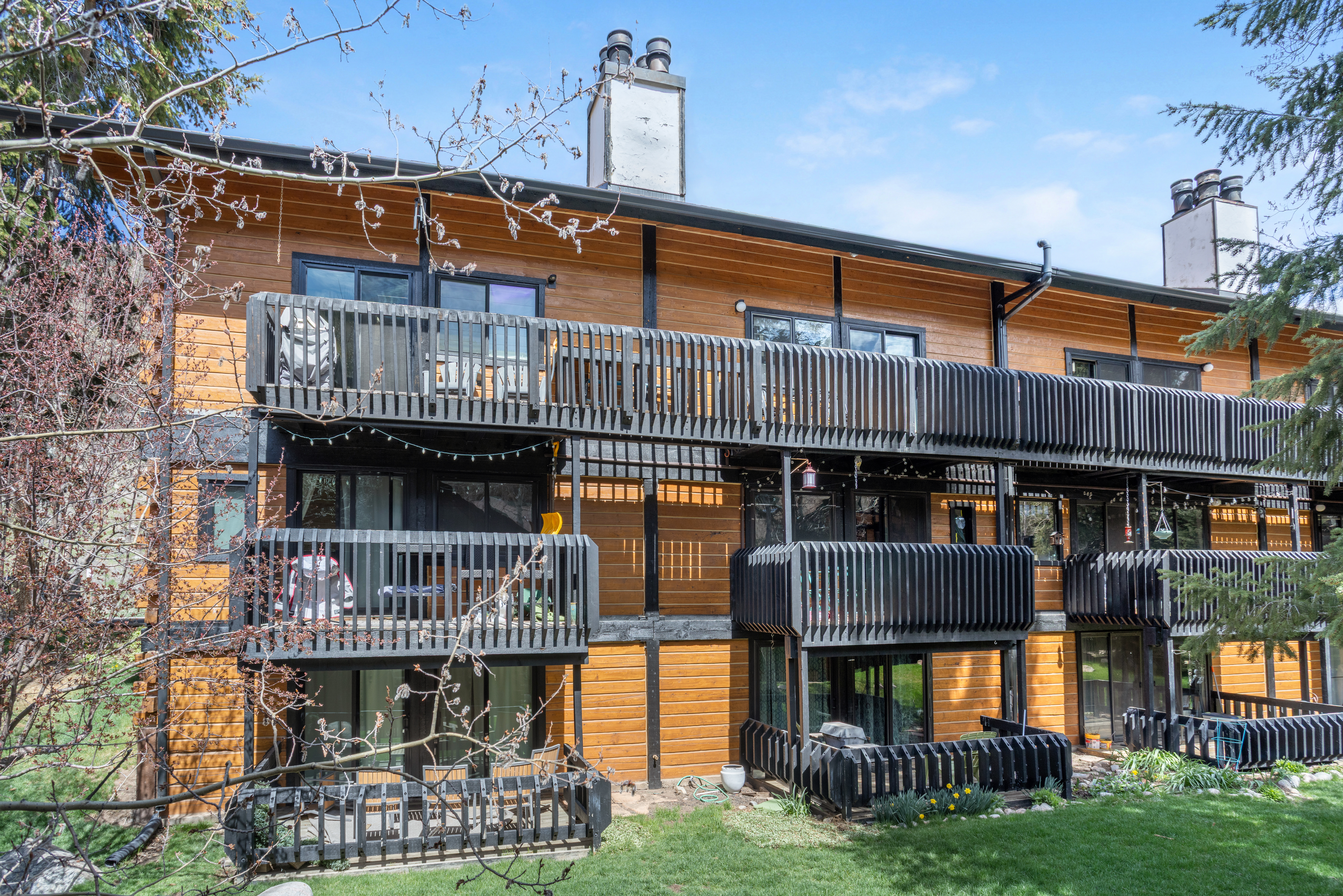 Beautifully Renovated Residence in the Interlochen Neighborhood - 物件實景