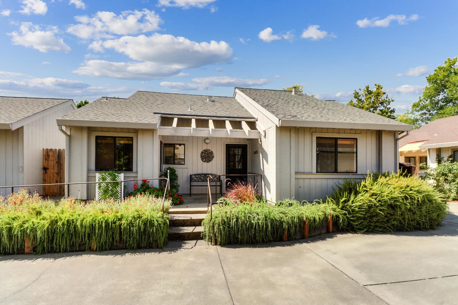 Davis, California, 95616, United States, 3 Bedrooms Bedrooms, ,2 BathroomsBathrooms,Residential,For Sale,1901059